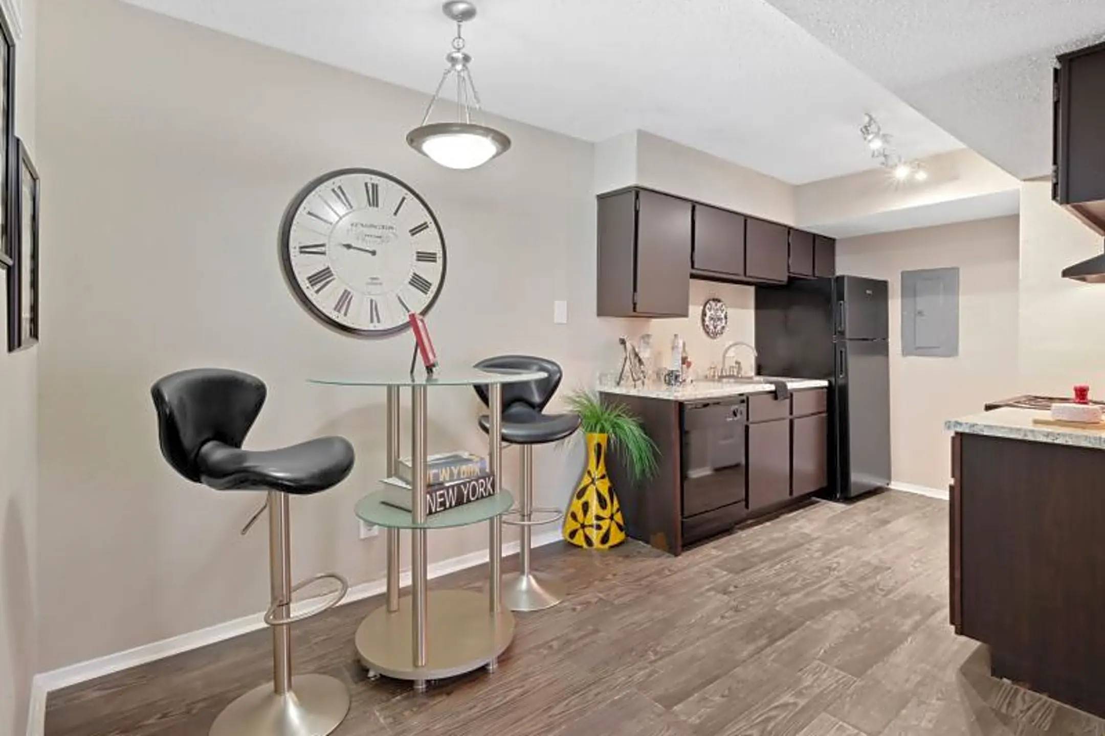 Houston, TX 77049,14445 Wallisville Road #115