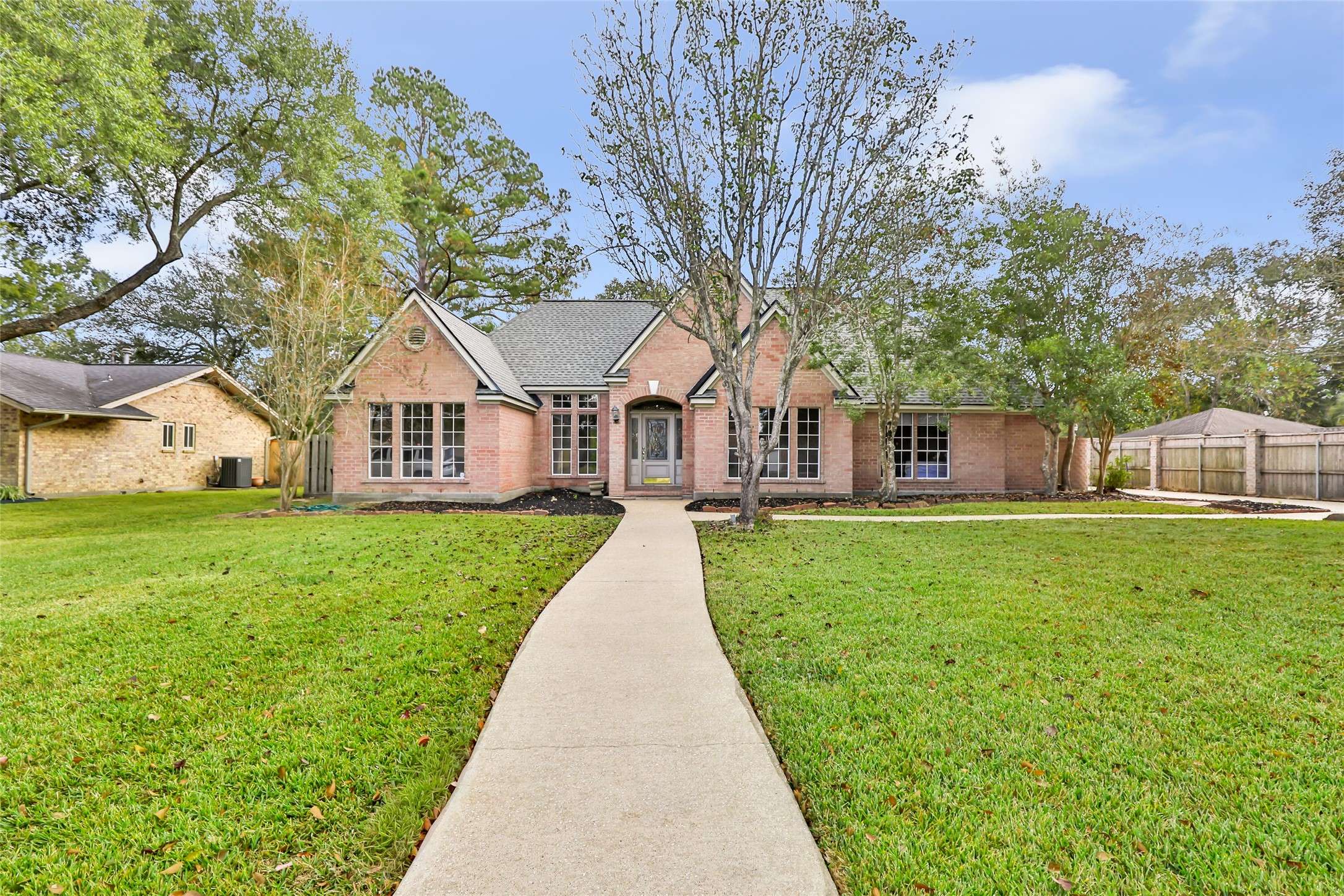 Liberty, TX 77575,6008 Lakeside DR