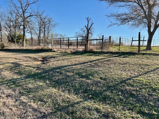 Buffalo, TX 75831,9036 County Road 329
