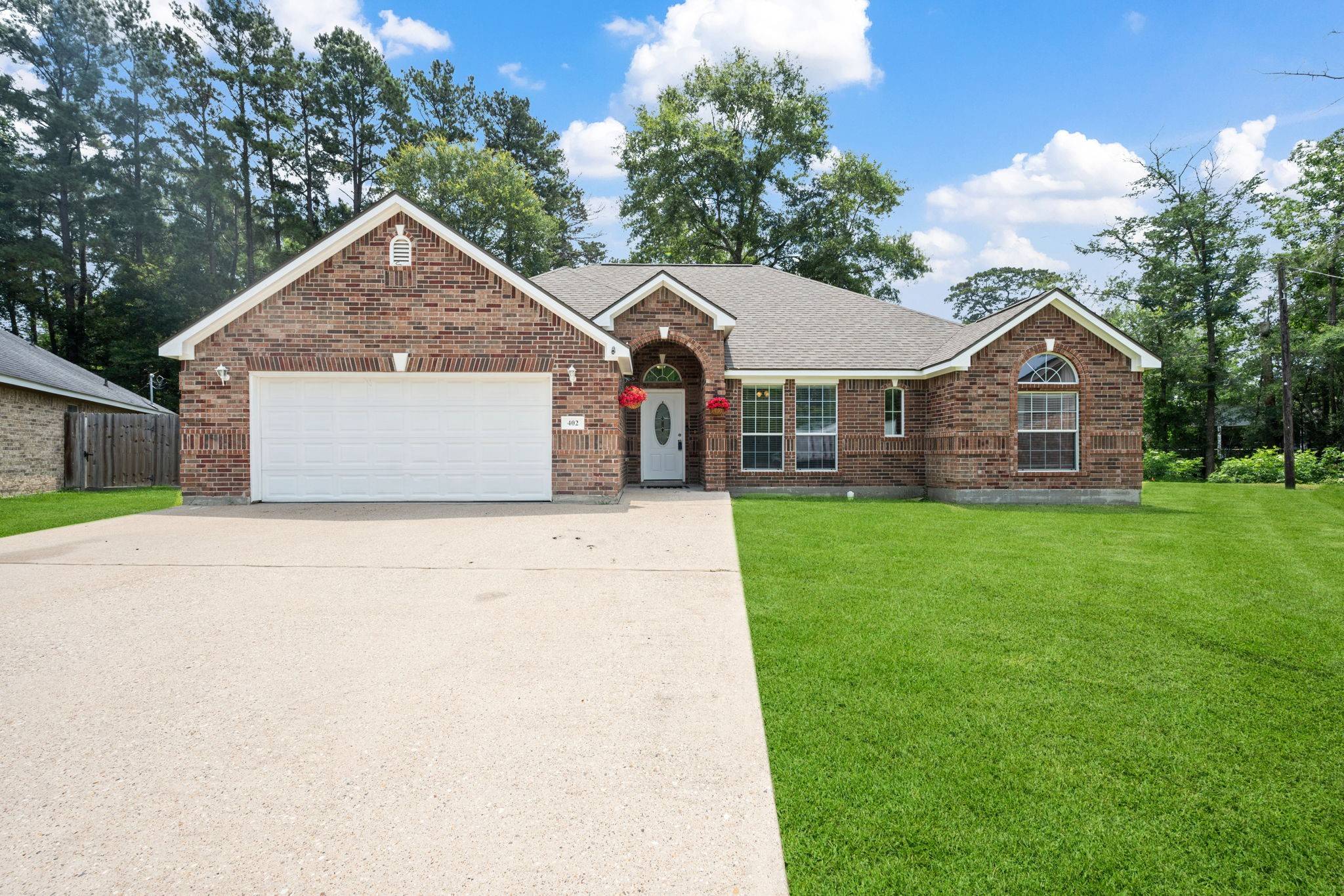 Woodbranch, TX 77357,402 Eastwood DR