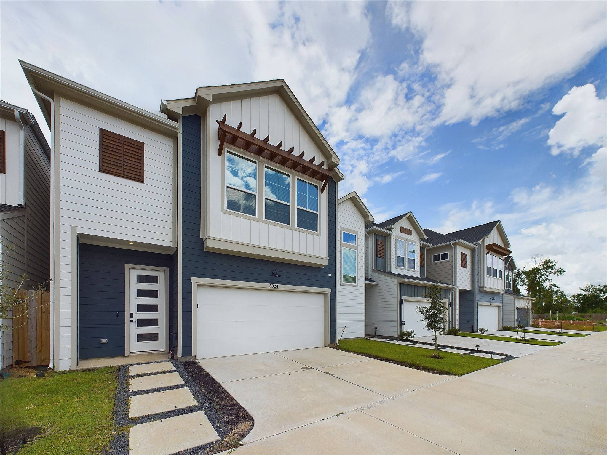Houston, TX 77091,5824 Highland Sky LN