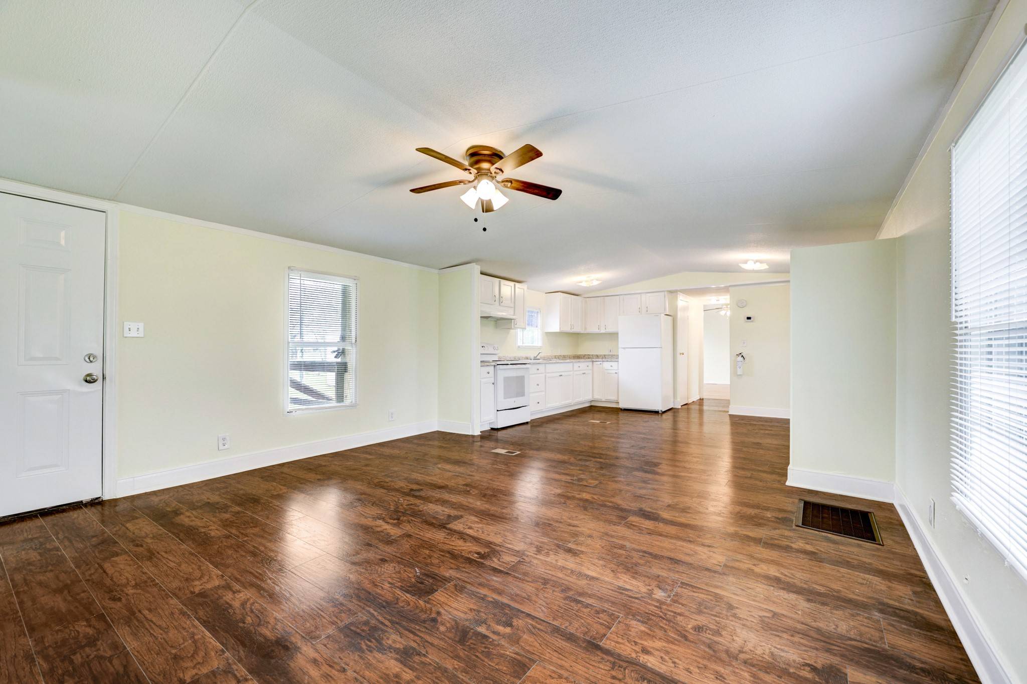 Santa Fe, TX 77510,8804 Baker ST