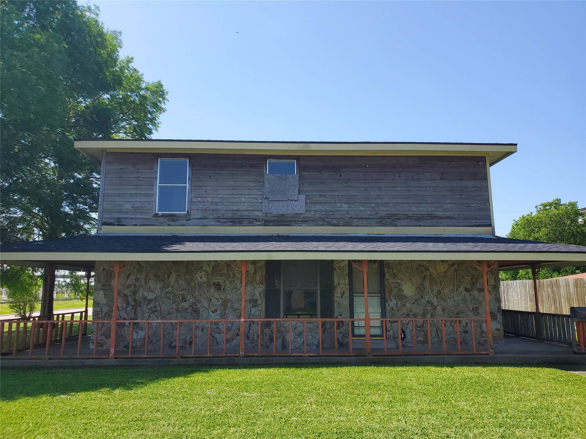 Texas City, TX 77590,1101 4th AVE N