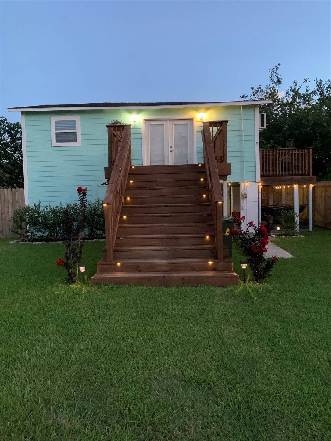 Dickinson, TX 77539,1609 E Bayshore DR