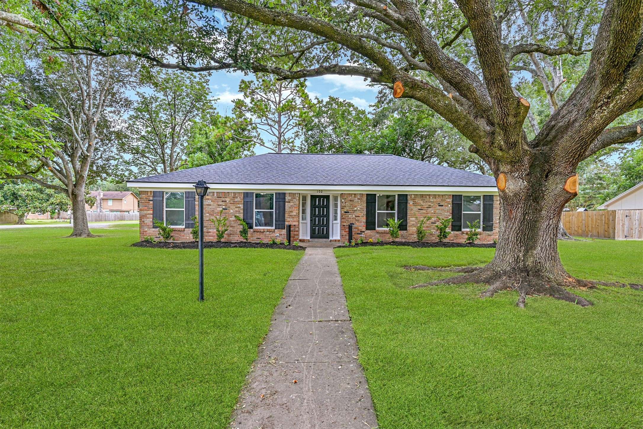 Alvin, TX 77511,102 E Wildwinn Dr DR
