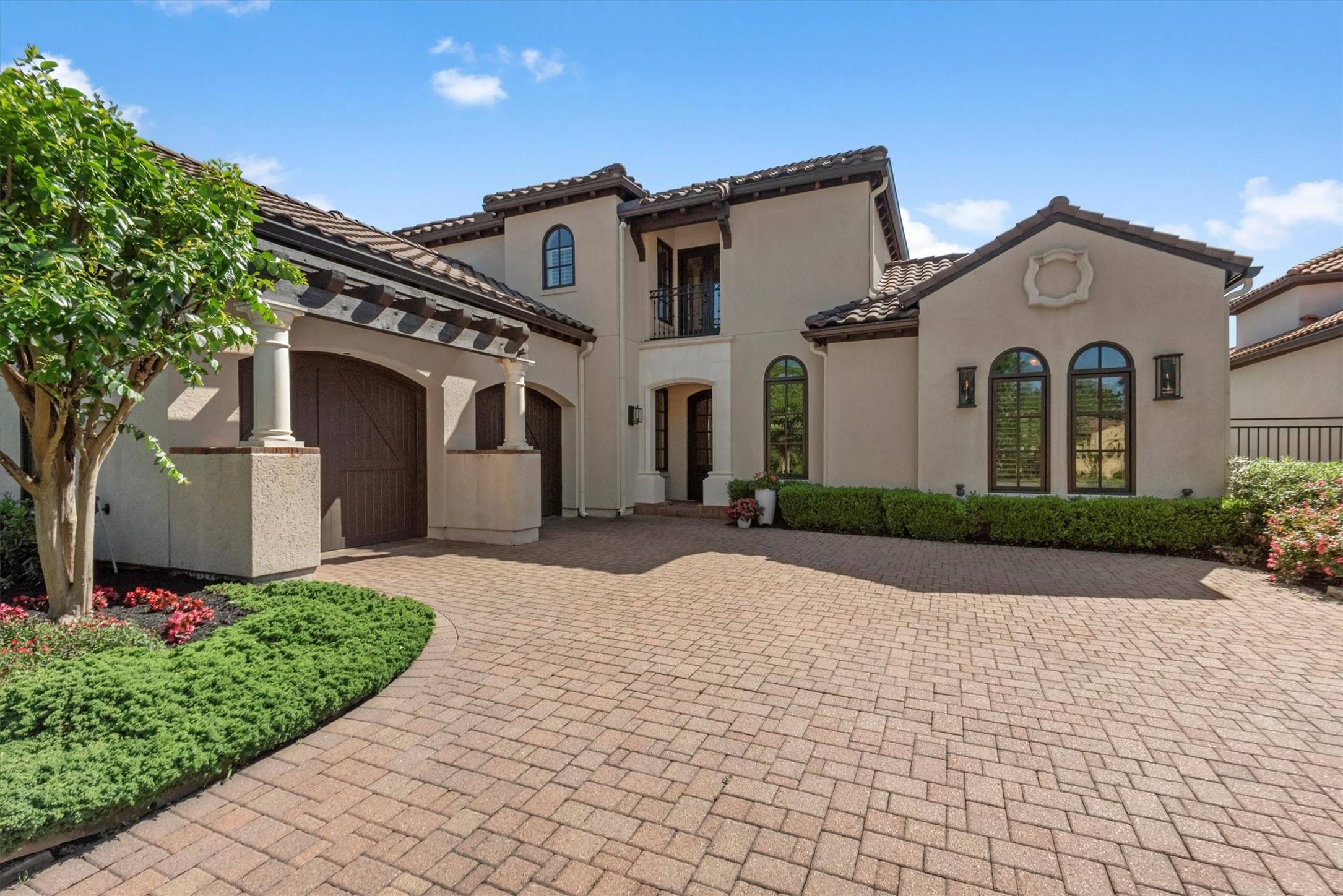 The Woodlands, TX 77382,7 Club Ridge CT
