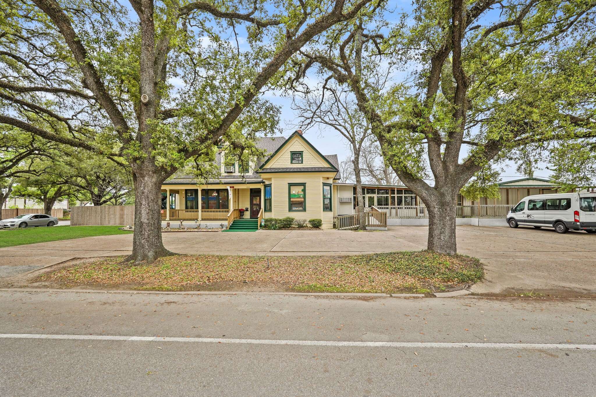 Rosenberg, TX 77471,1030 4th ST