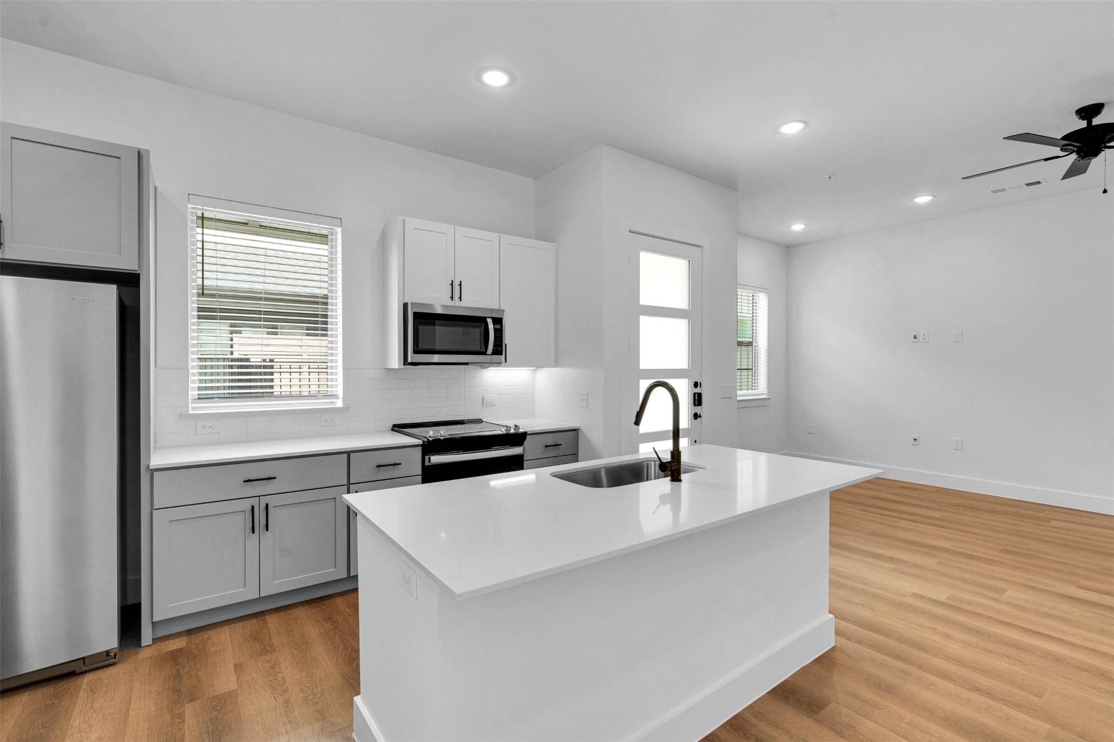 Garland, TX 75040,1896-526 Bernard ST