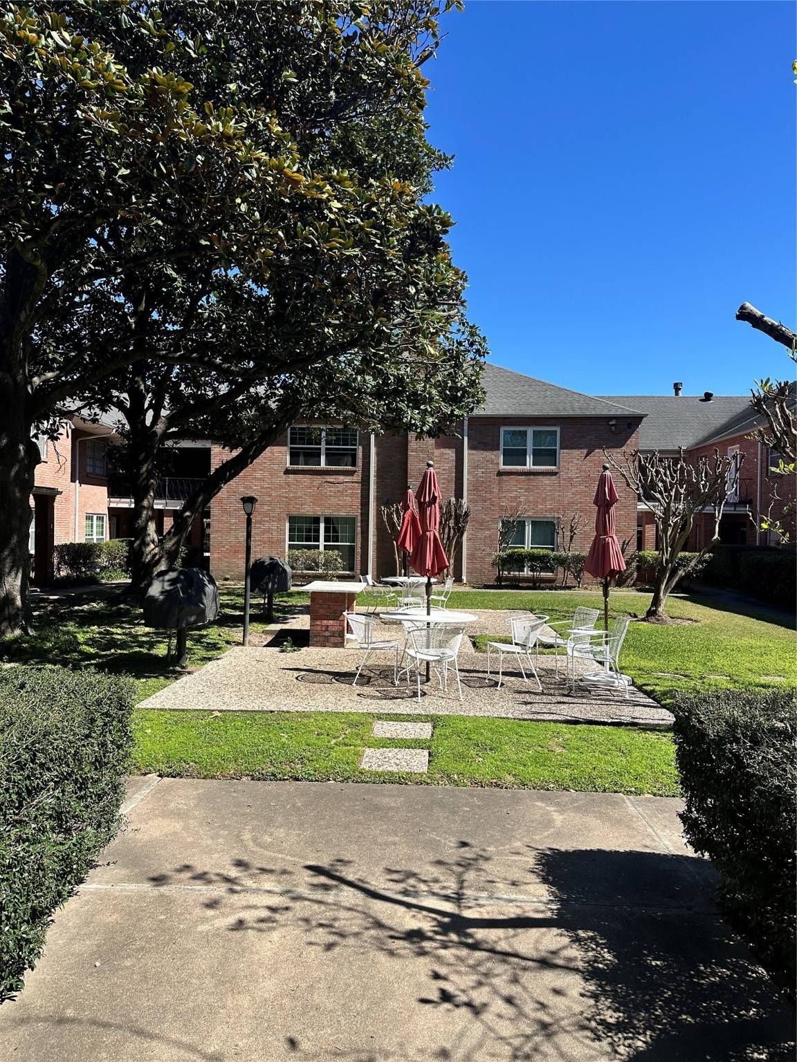 Houston, TX 77057,2711 Briarhurst DR #3