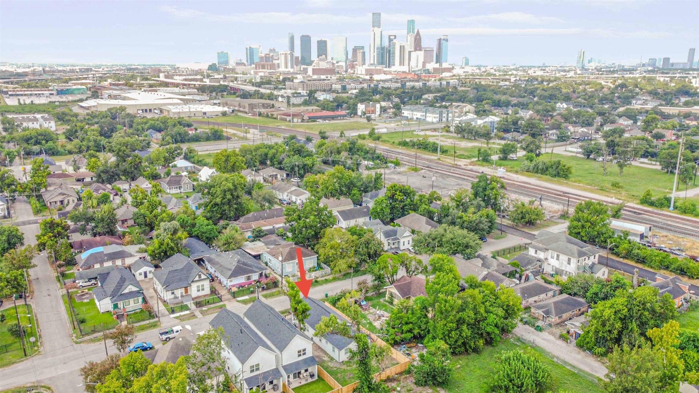 Houston, TX 77026,2209 Noble ST