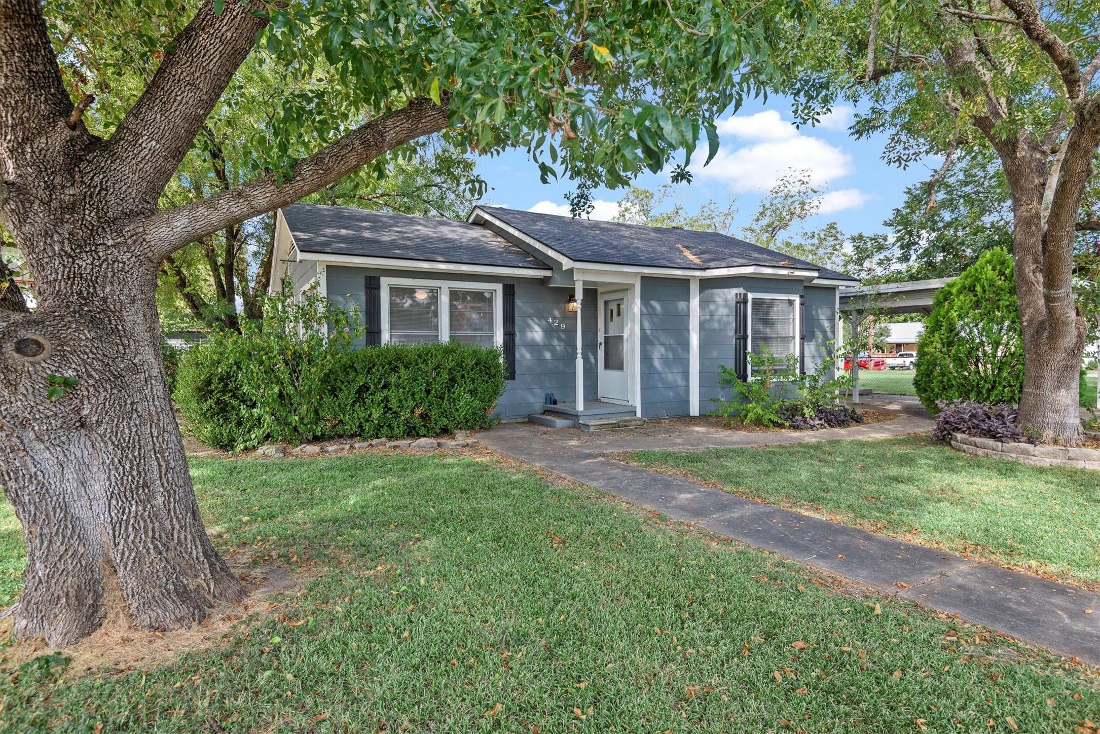 Navasota, TX 77868,429 N Judson ST