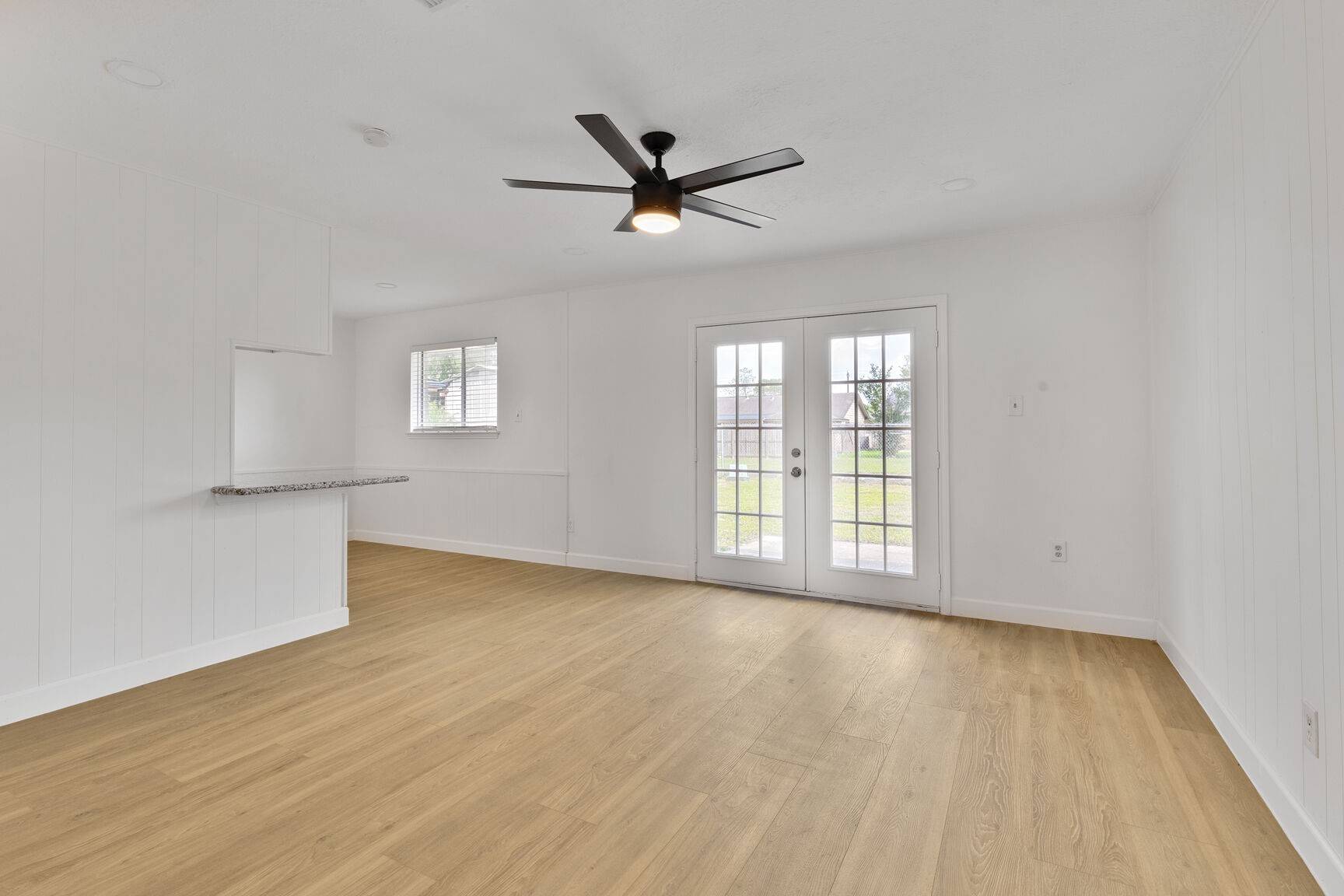 Houston, TX 77016,5231 Knightwood ST
