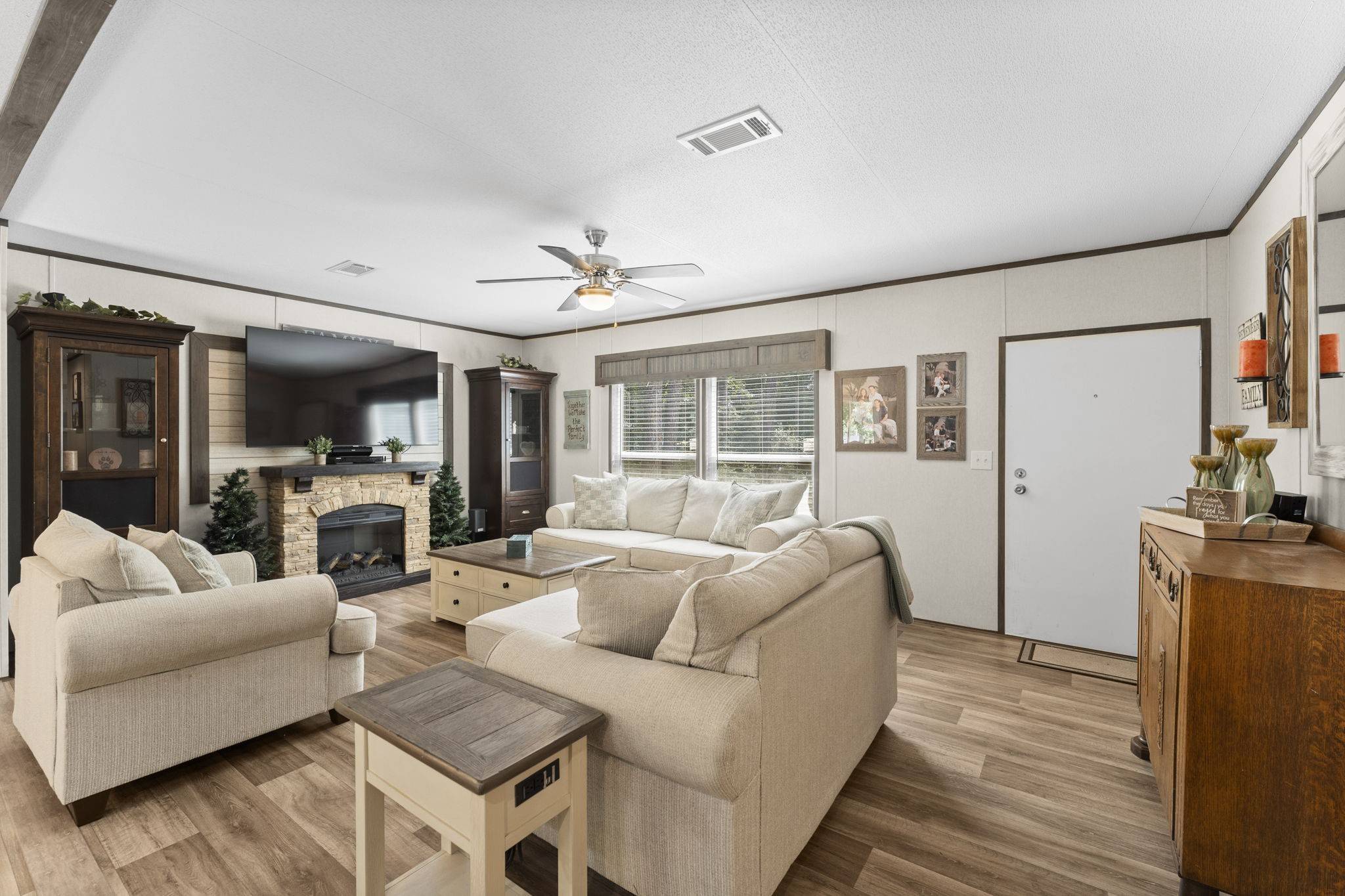 Montgomery, TX 77316,9630 Seale