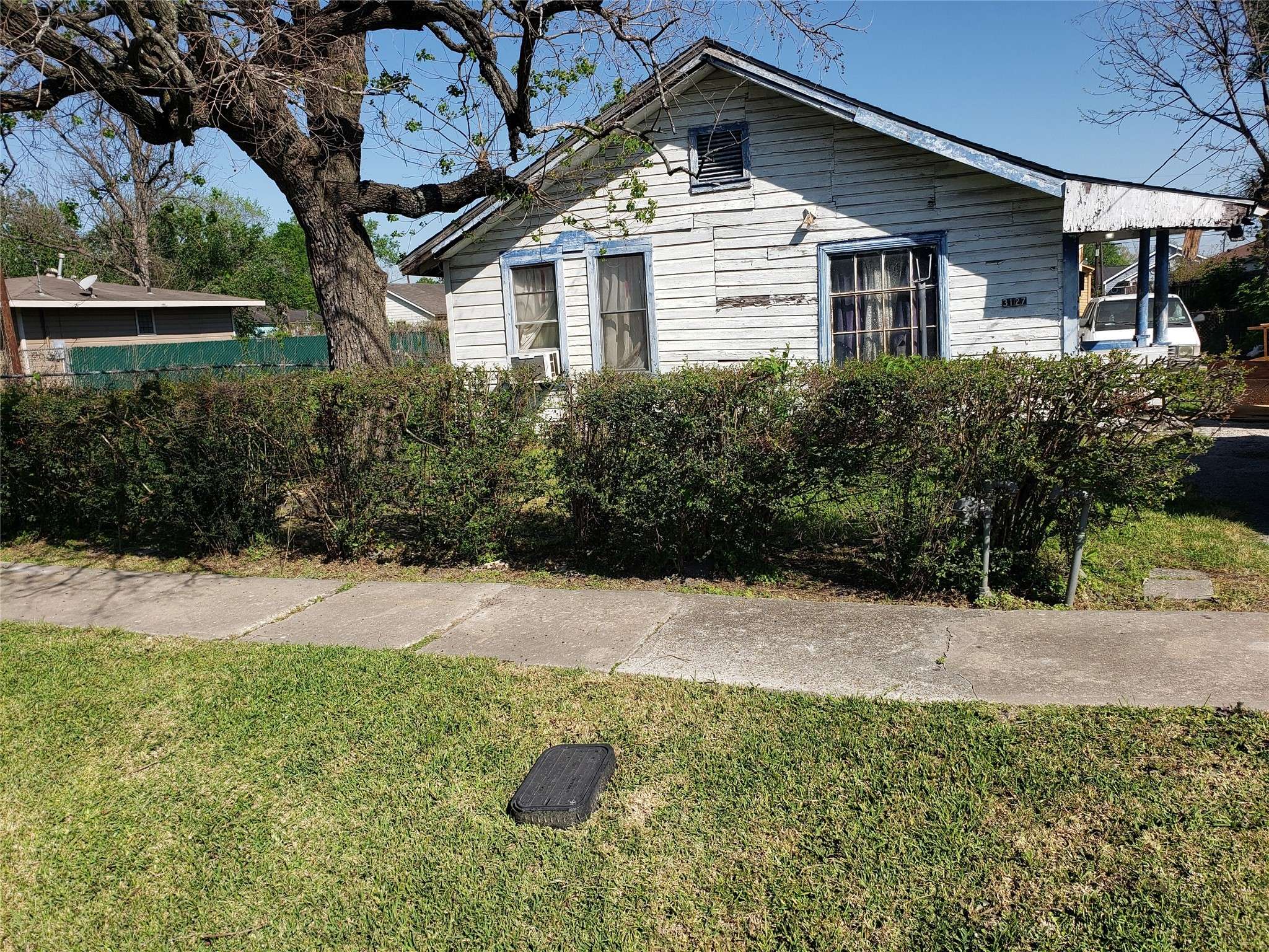 Houston, TX 77026,3127 Coal ST