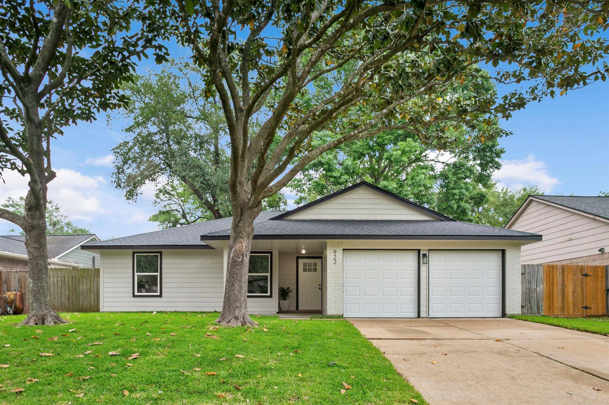 Richmond, TX 77406,922 Mayweather LN