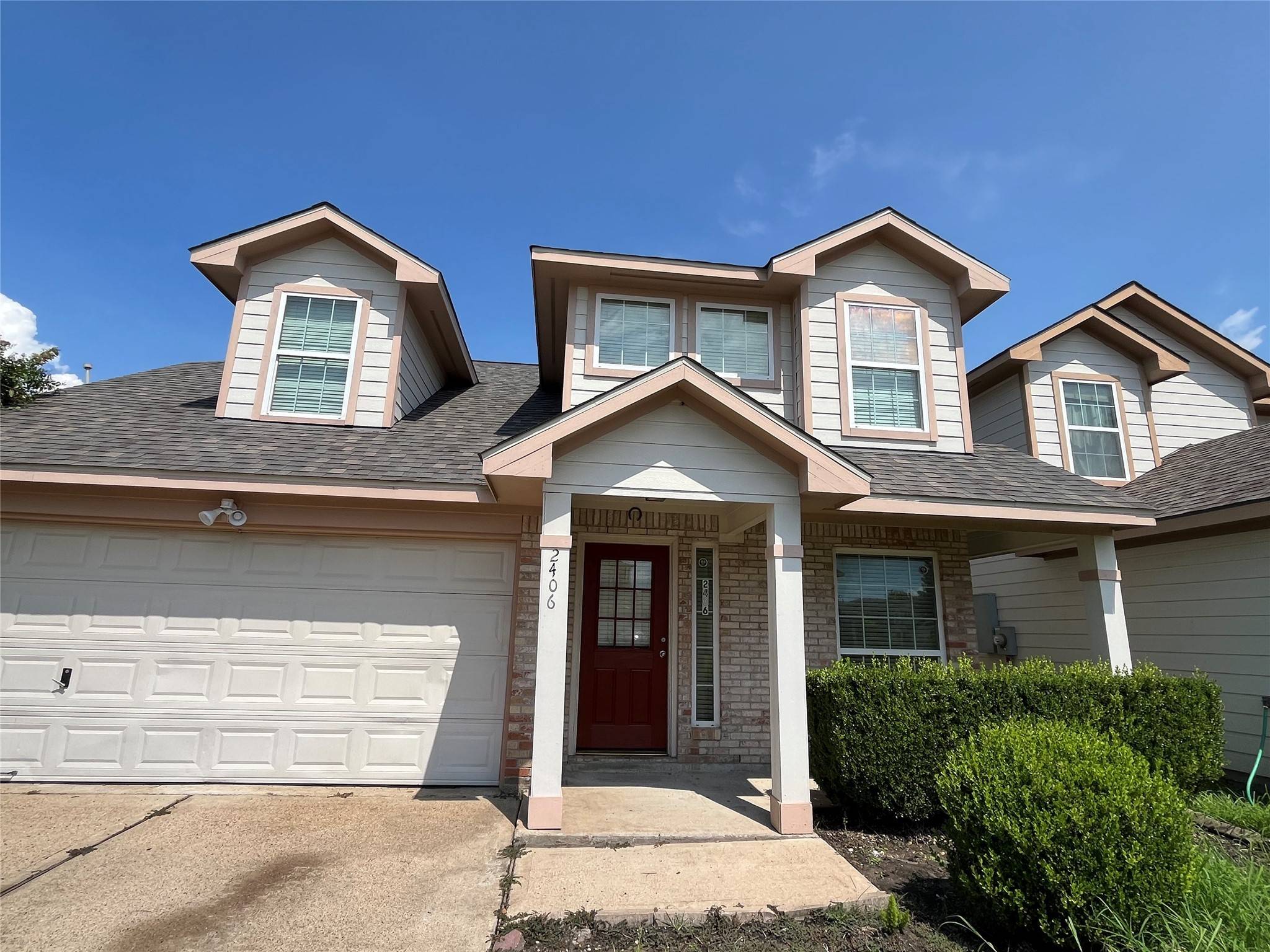 Sugar Land, TX 77498,2406 Laconia CT