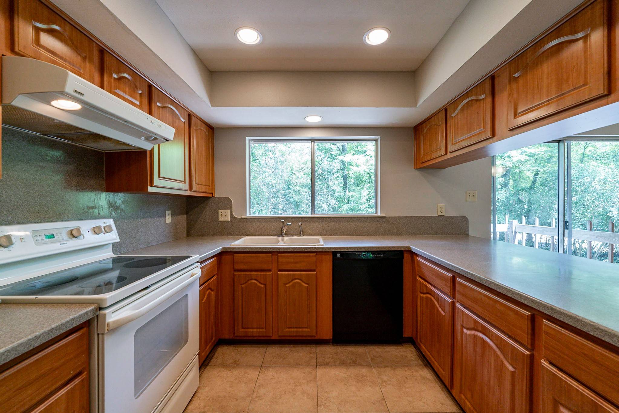 Spring, TX 77380,17 Kittiwake CT