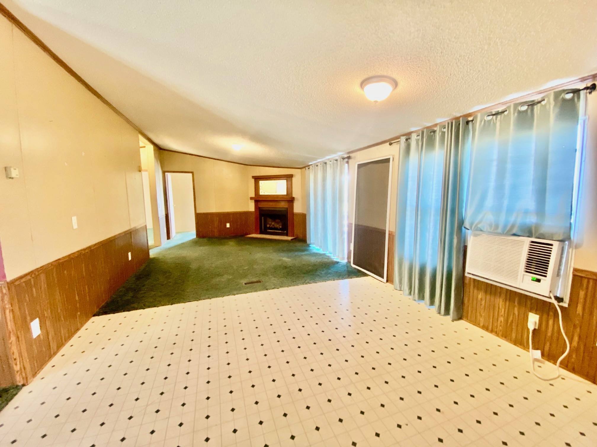 Crockett, TX 75835,521 County Road 3070