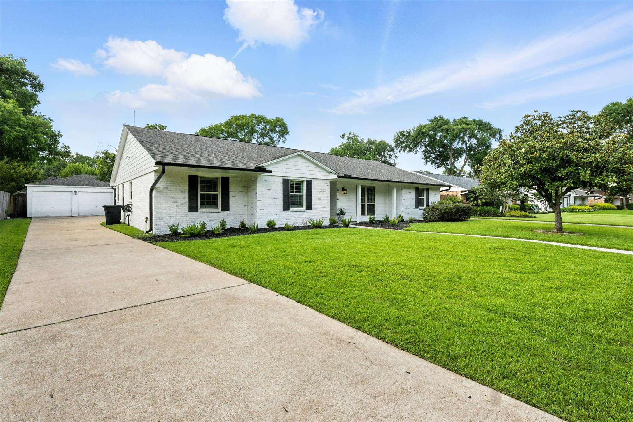 Houston, TX 77042,10718 Chevy Chase DR