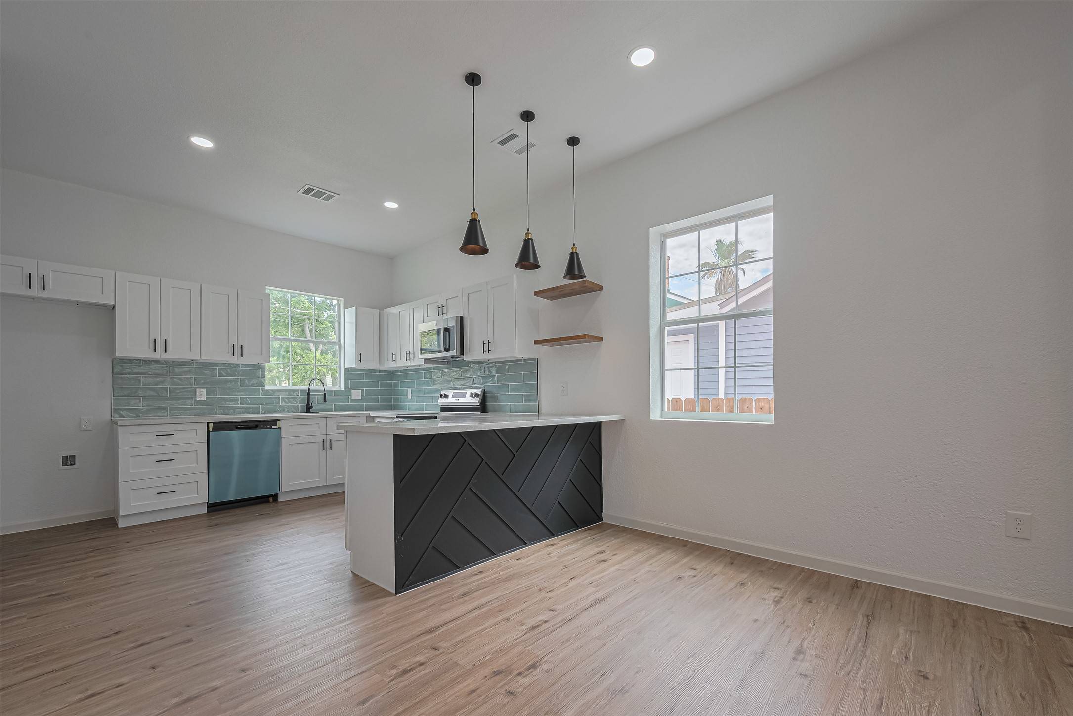 Galveston, TX 77550,1014 13th ST