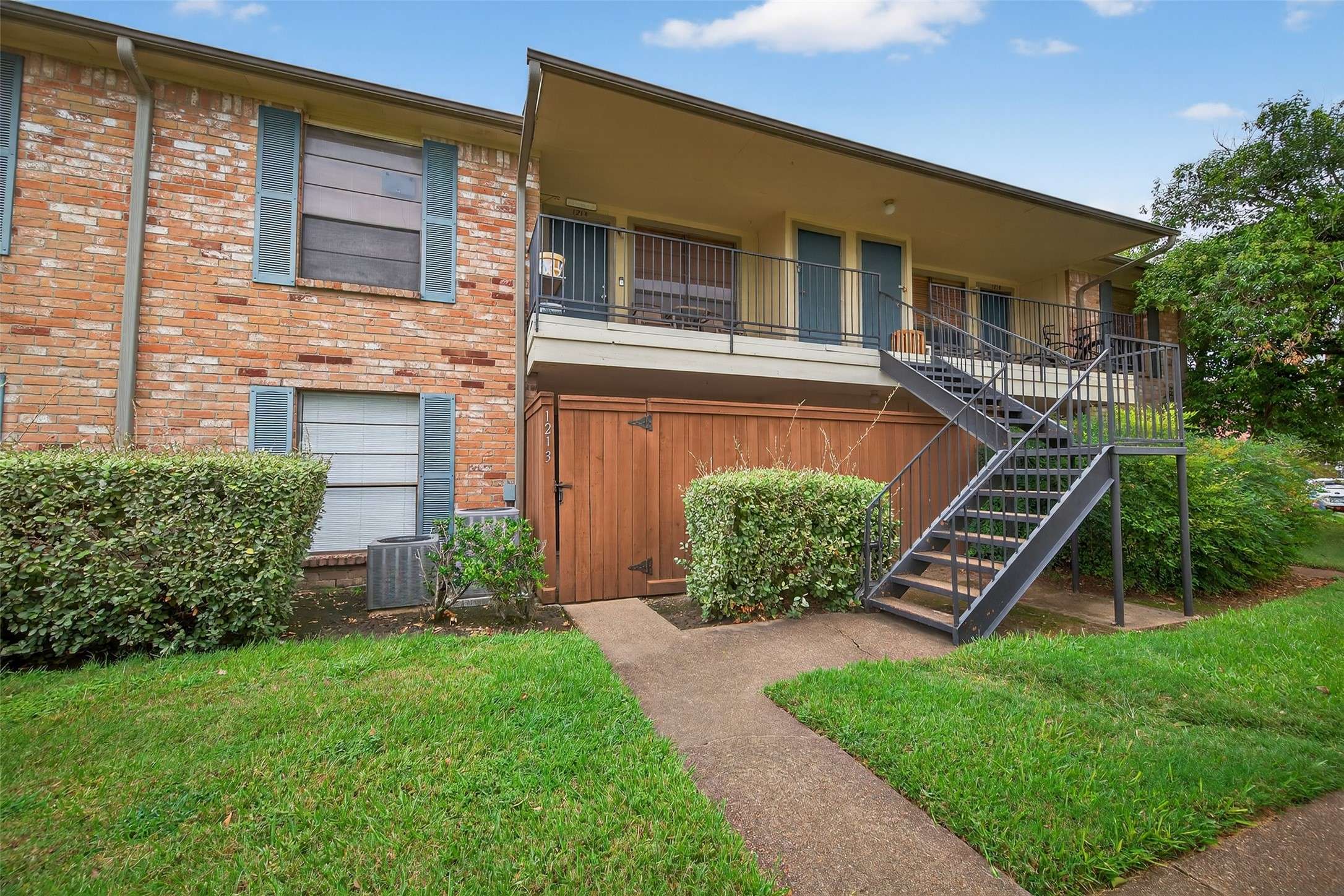 Houston, TX 77080,8801 Hammerly BLVD #1213