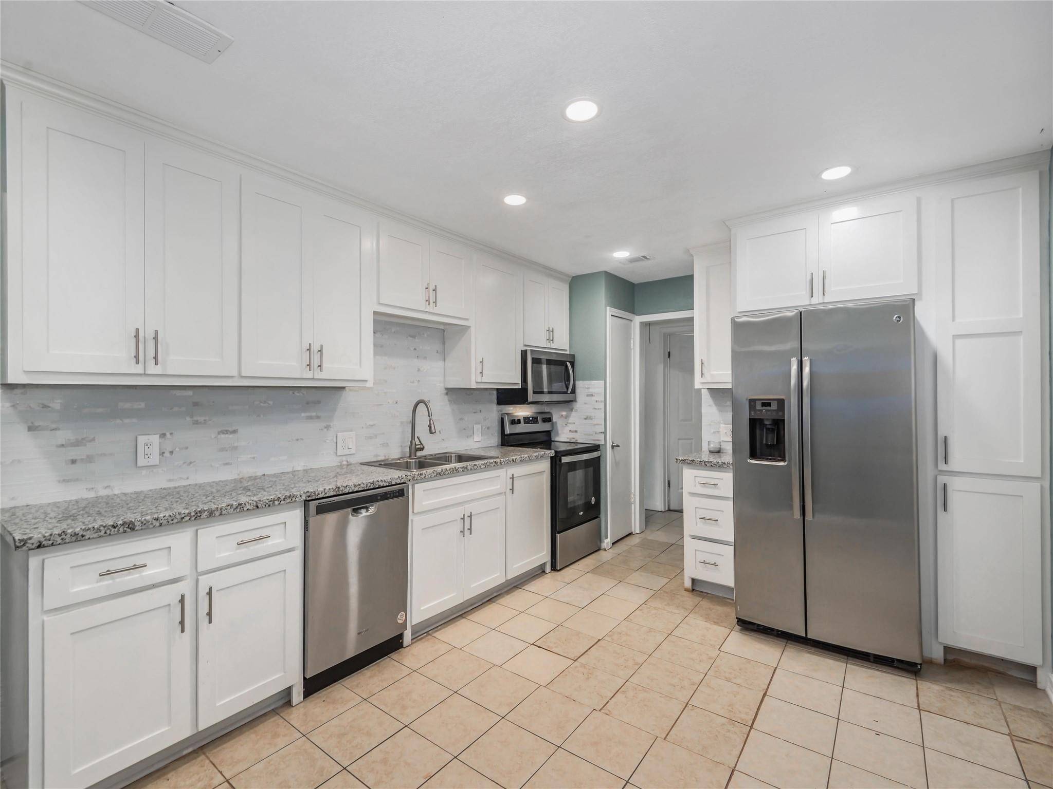 La Marque, TX 77568,1116 2nd ST