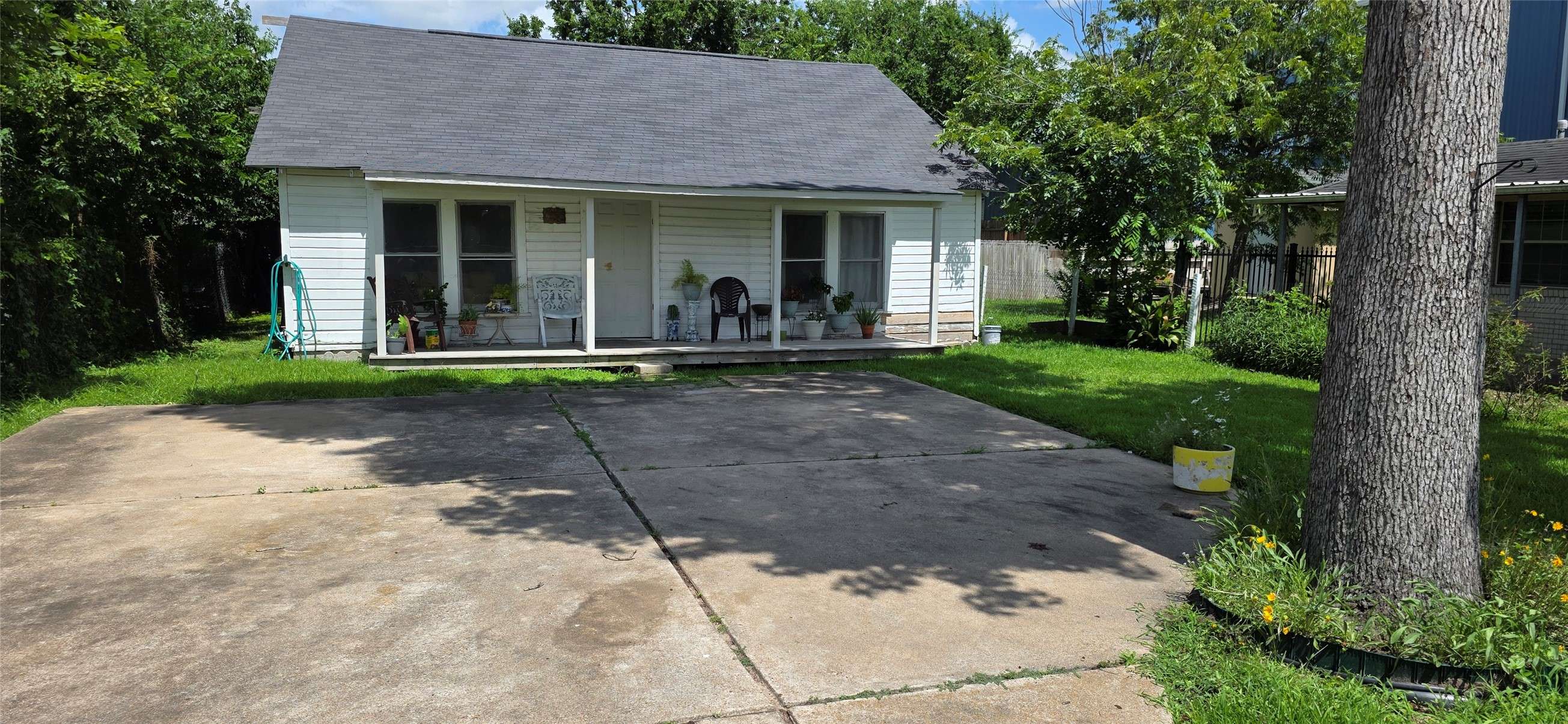 Houston, TX 77009,5518 Cochran ST