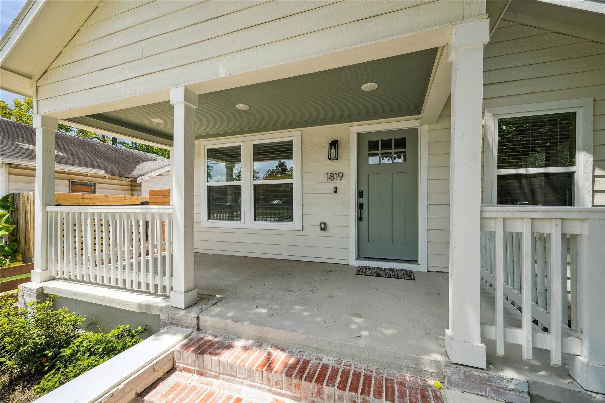 Houston, TX 77008,1819 Studewood ST