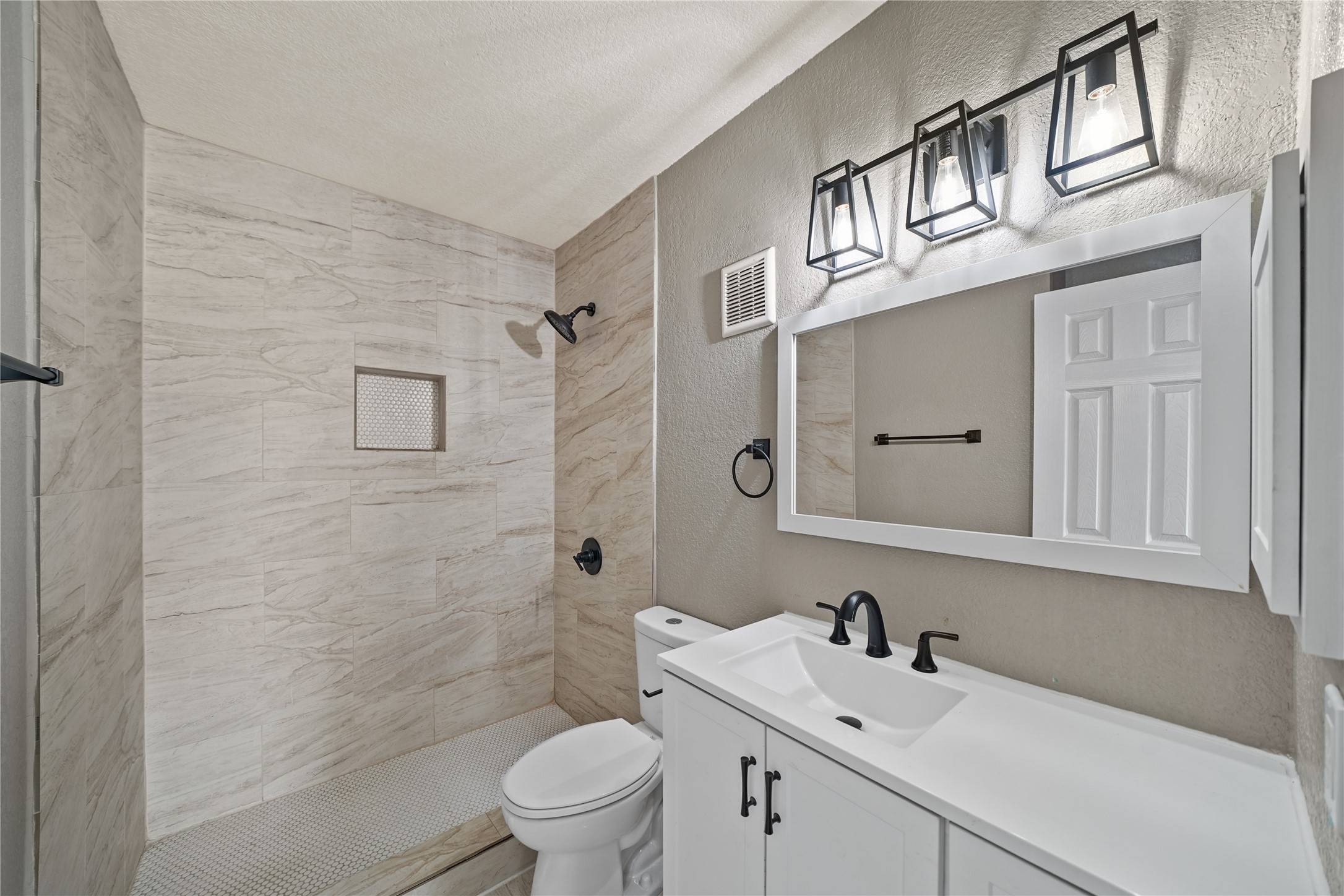 Houston, TX 77071,8100 Creekbend DR #183