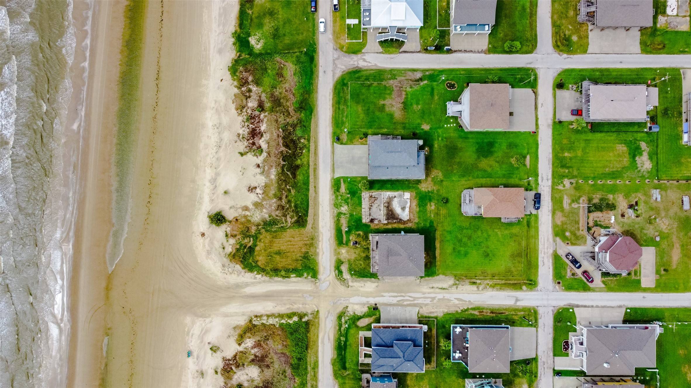 Crystal Beach, TX 77650,1337 Emerald DR