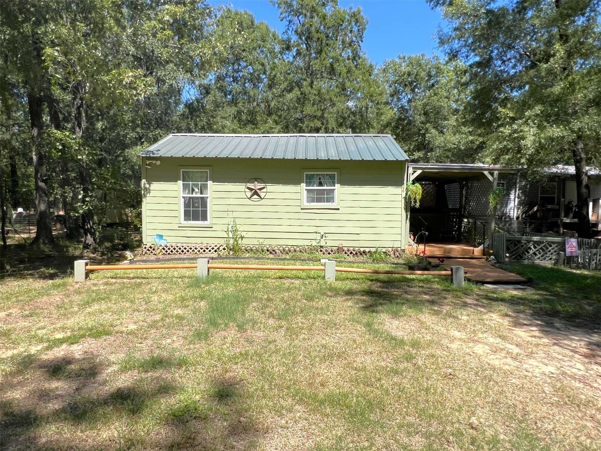 Livingston, TX 77351,204 Knottypine
