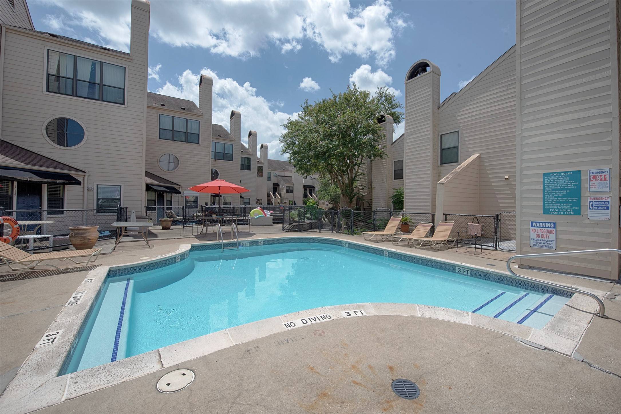 Clear Lake Shores, TX 77565,1140 Marina Bay Drive #113A