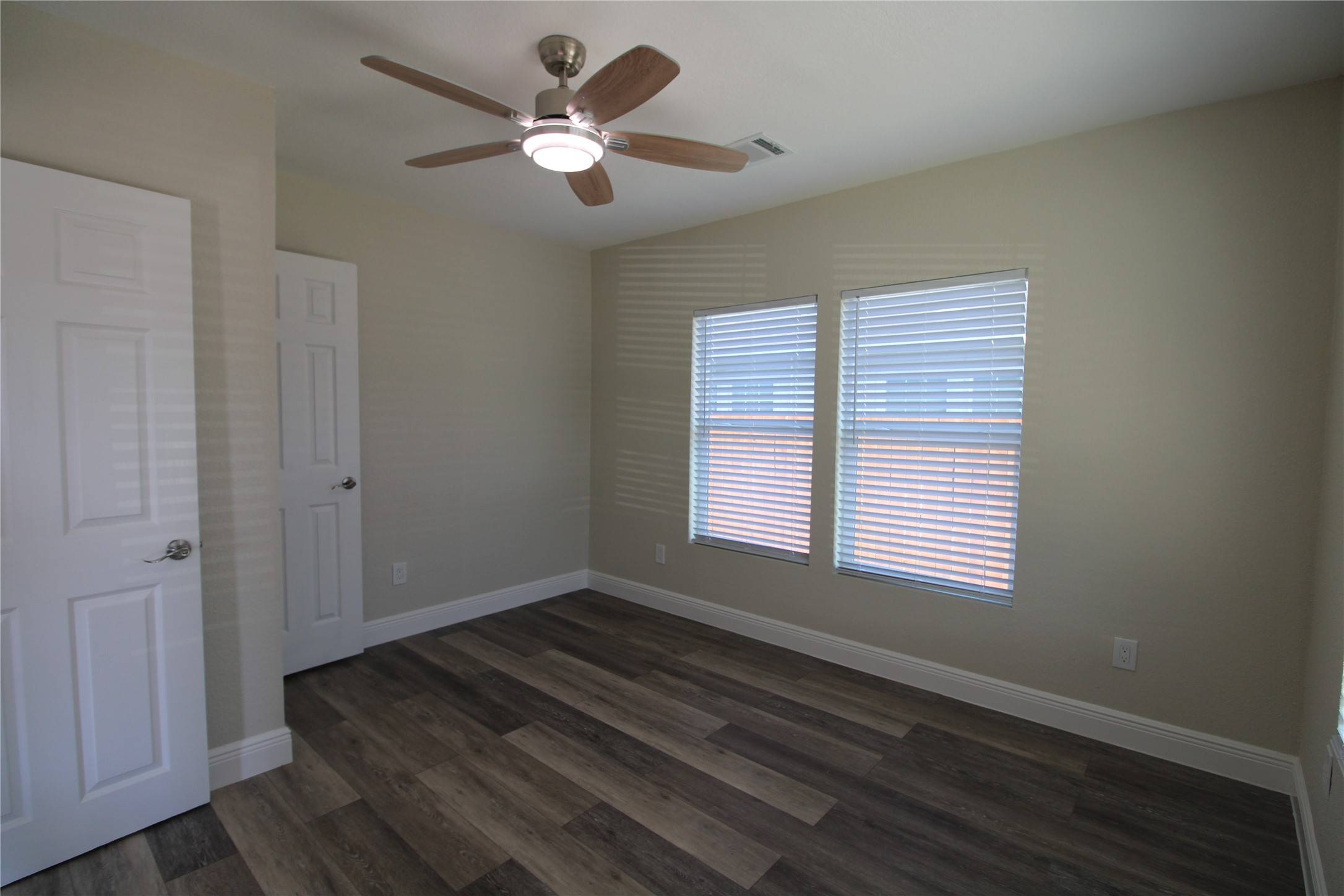 Houston, TX 77011,6925 Avenue N #A