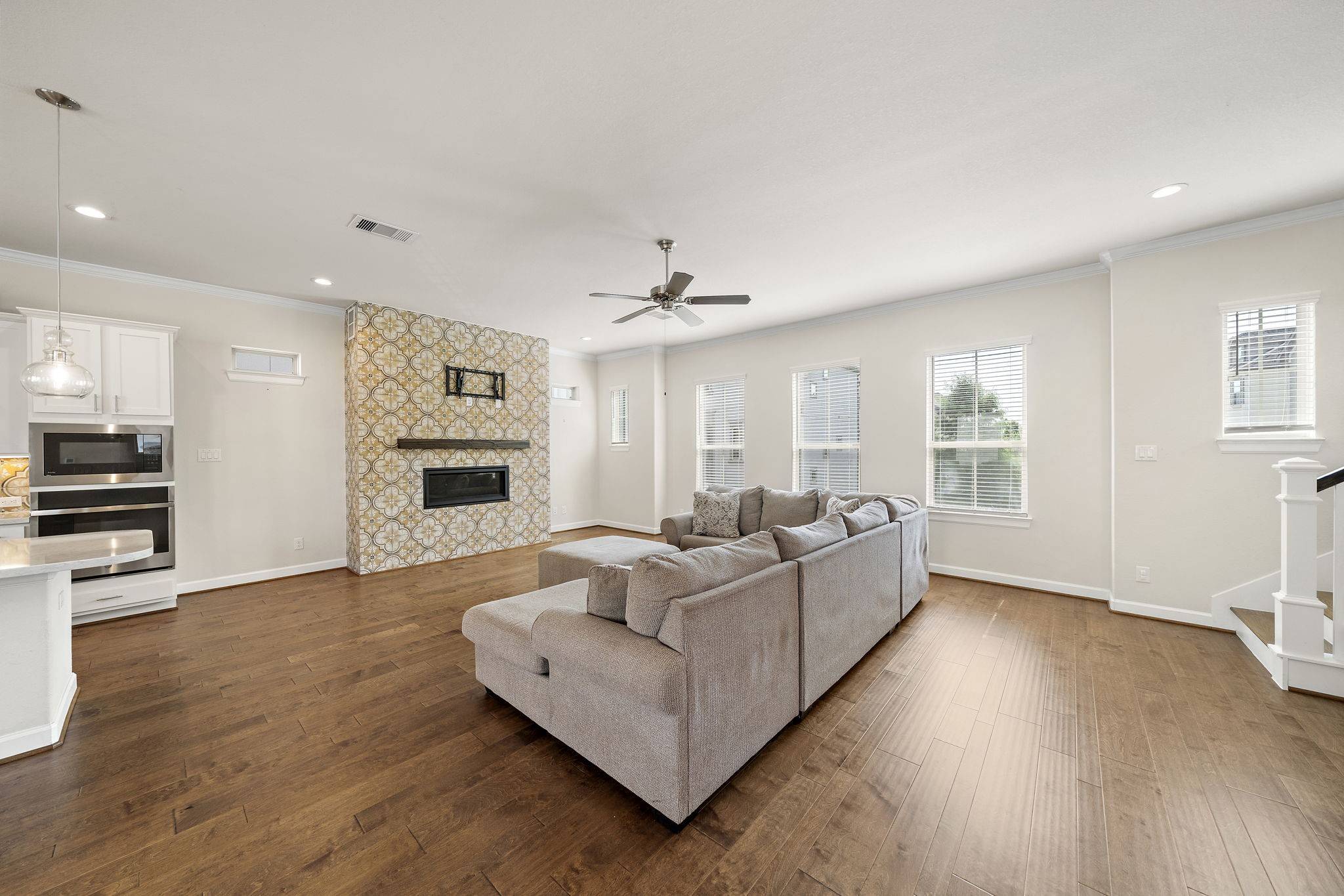 Houston, TX 77043,4003 Centre Valley LN