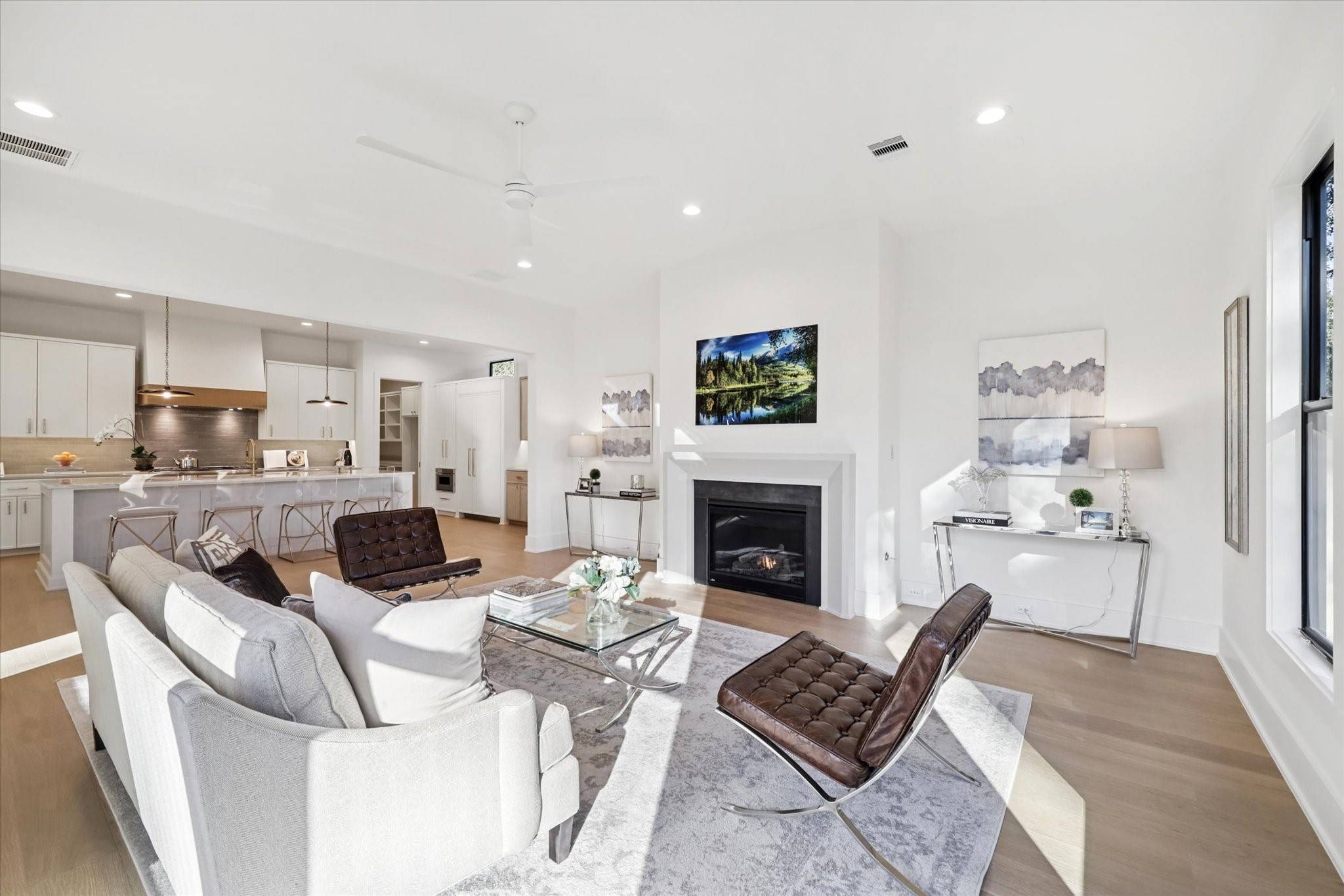 Houston, TX 77018,2019 Saxon DR