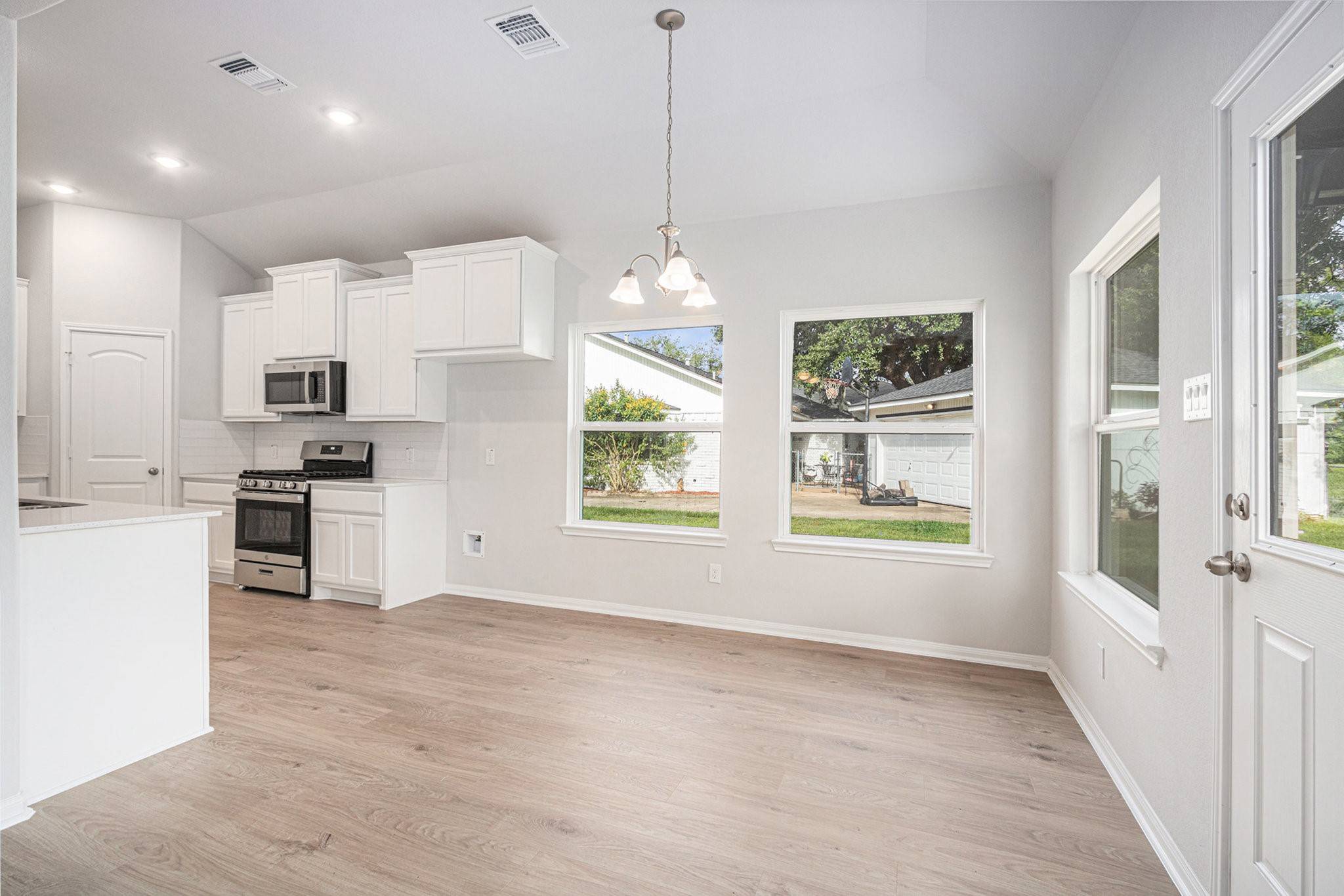 West Columbia, TX 77486,314 Wellshire DR