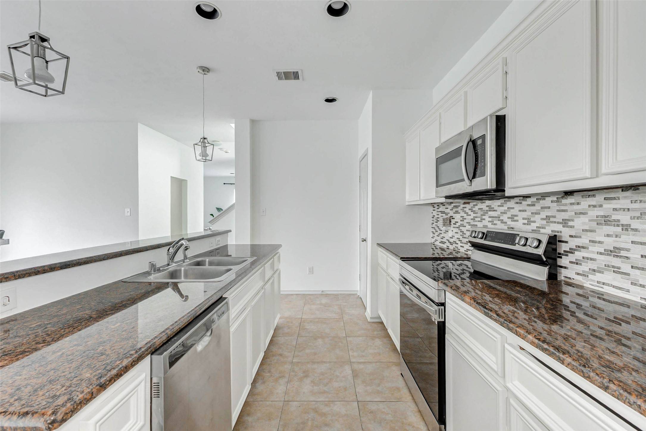 Houston, TX 77003,1203 Ennis ST