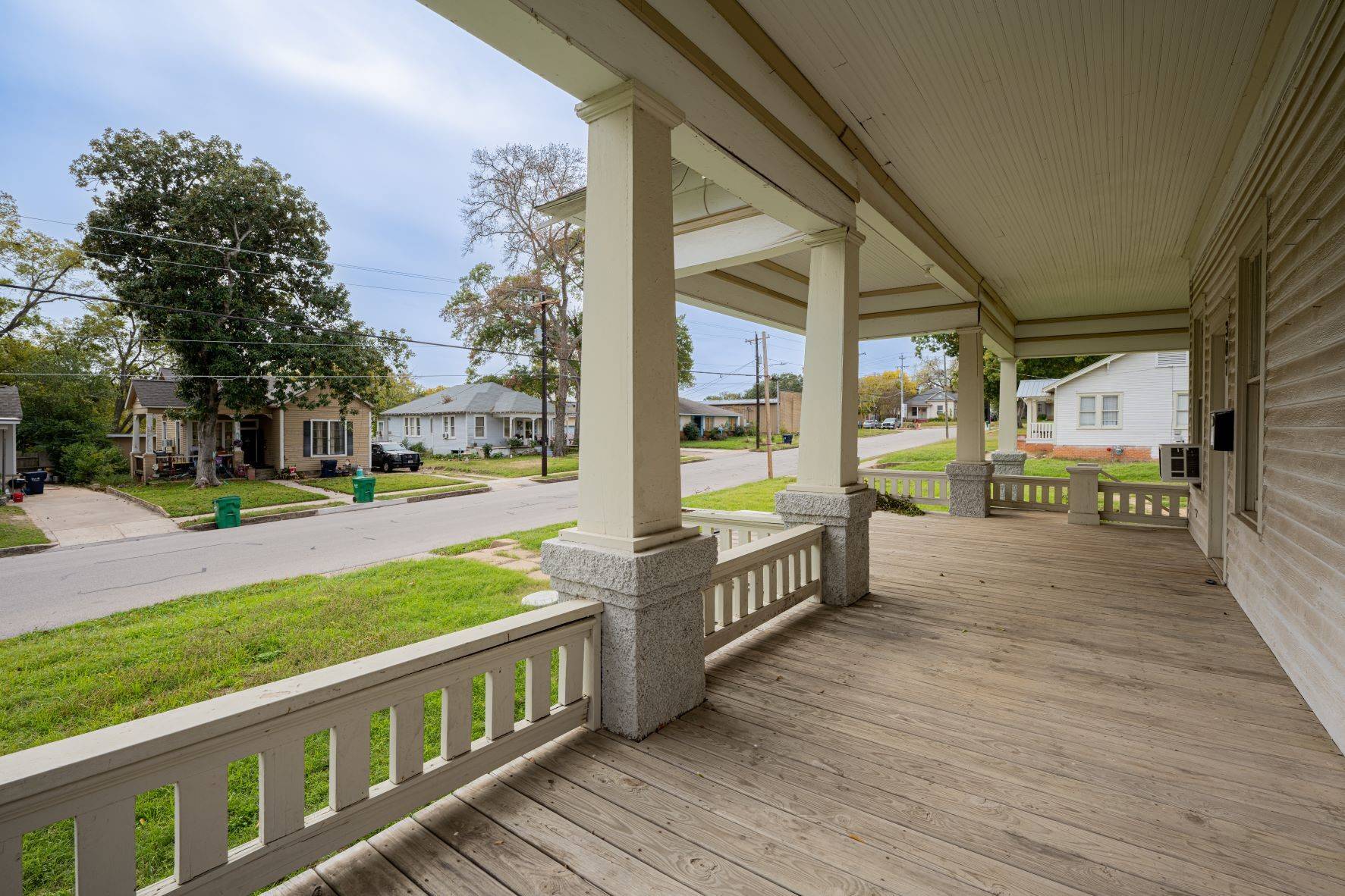 Brenham, TX 77833,307 Pecan ST