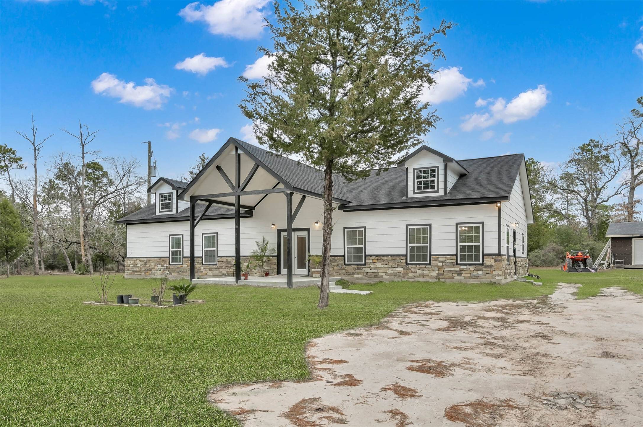 Huntsville, TX 77320,74 Percy Howard RD
