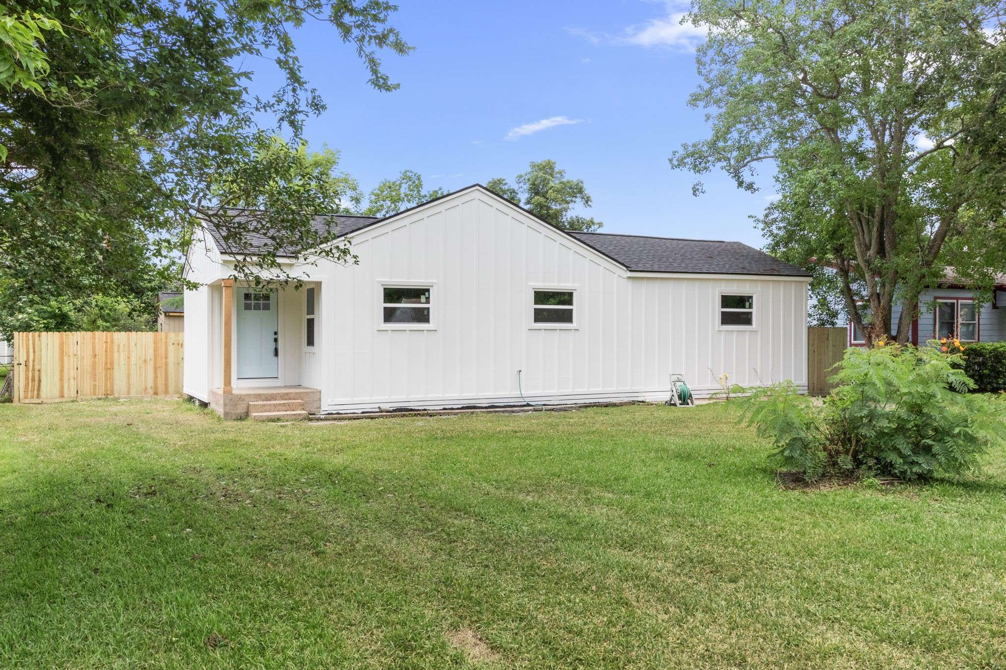 La Marque, TX 77568,2307 Scott ST
