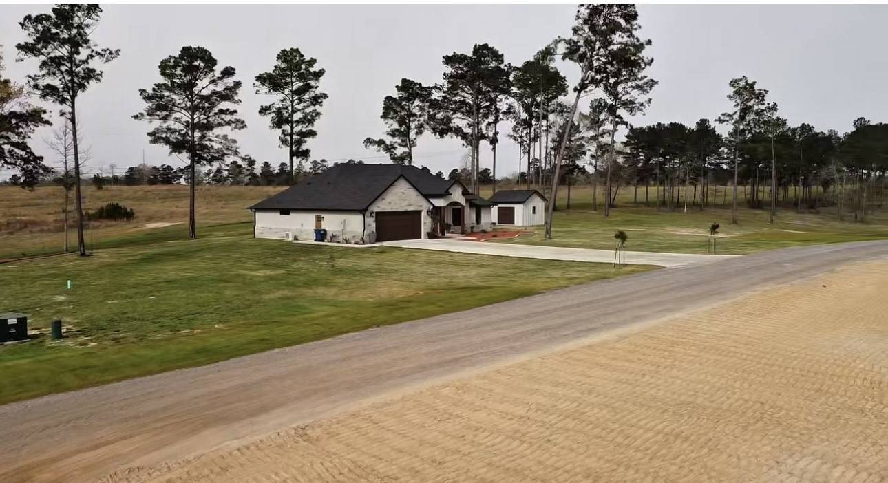 Livingston, TX 77351,0 Western