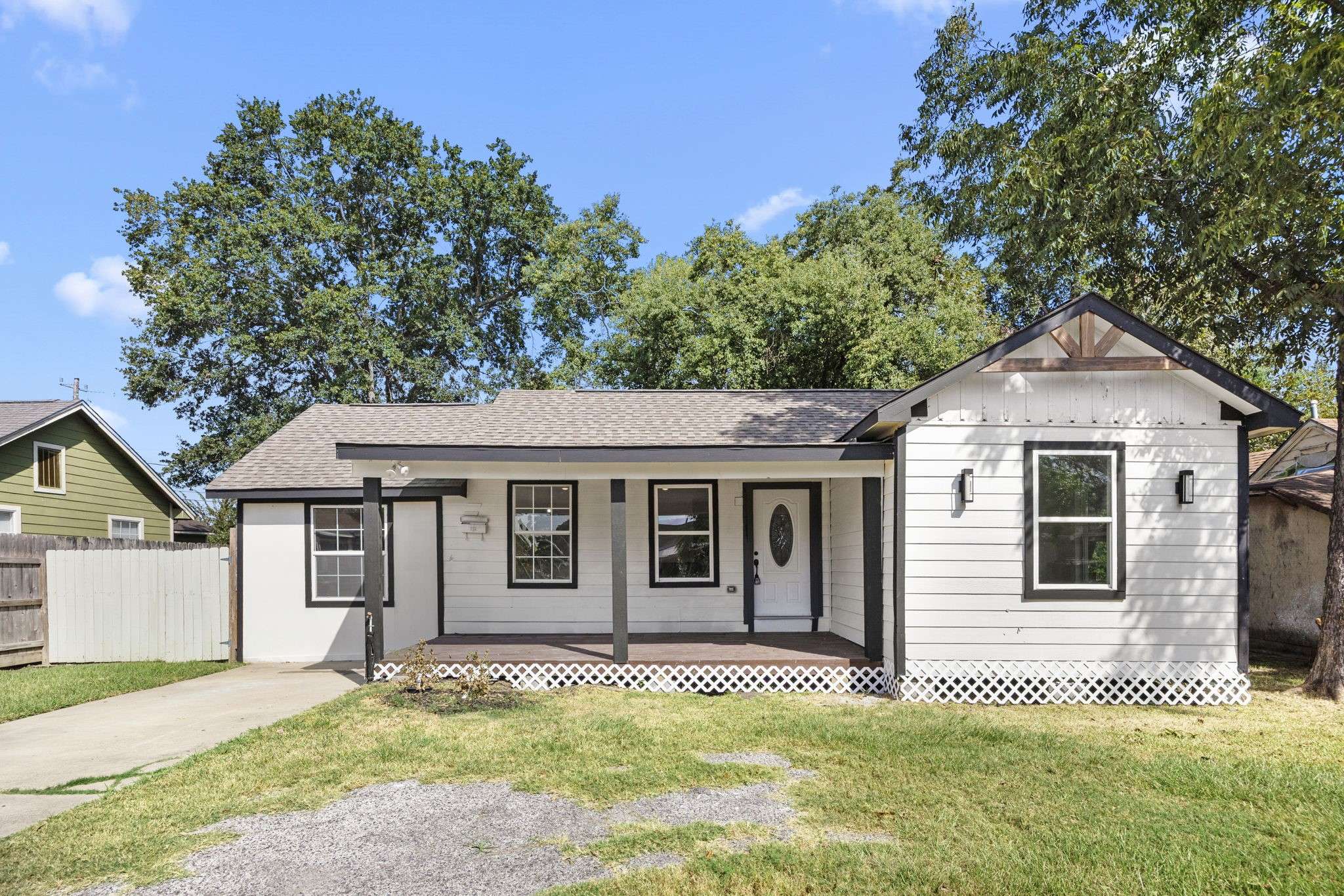 Pasadena, TX 77506,905 Elm AVE