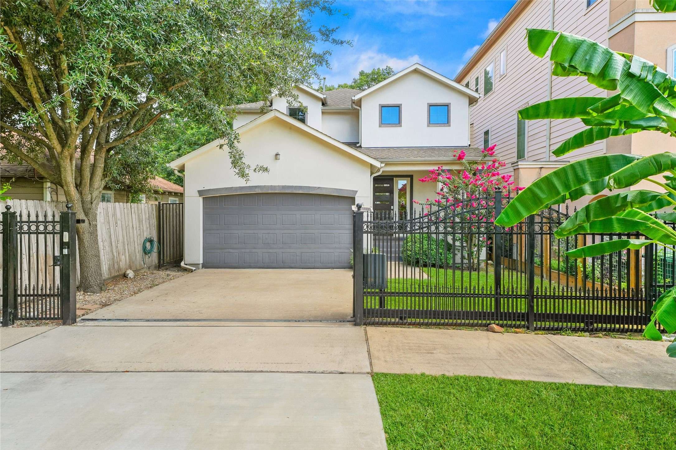Houston, TX 77007,5204 Maxie ST