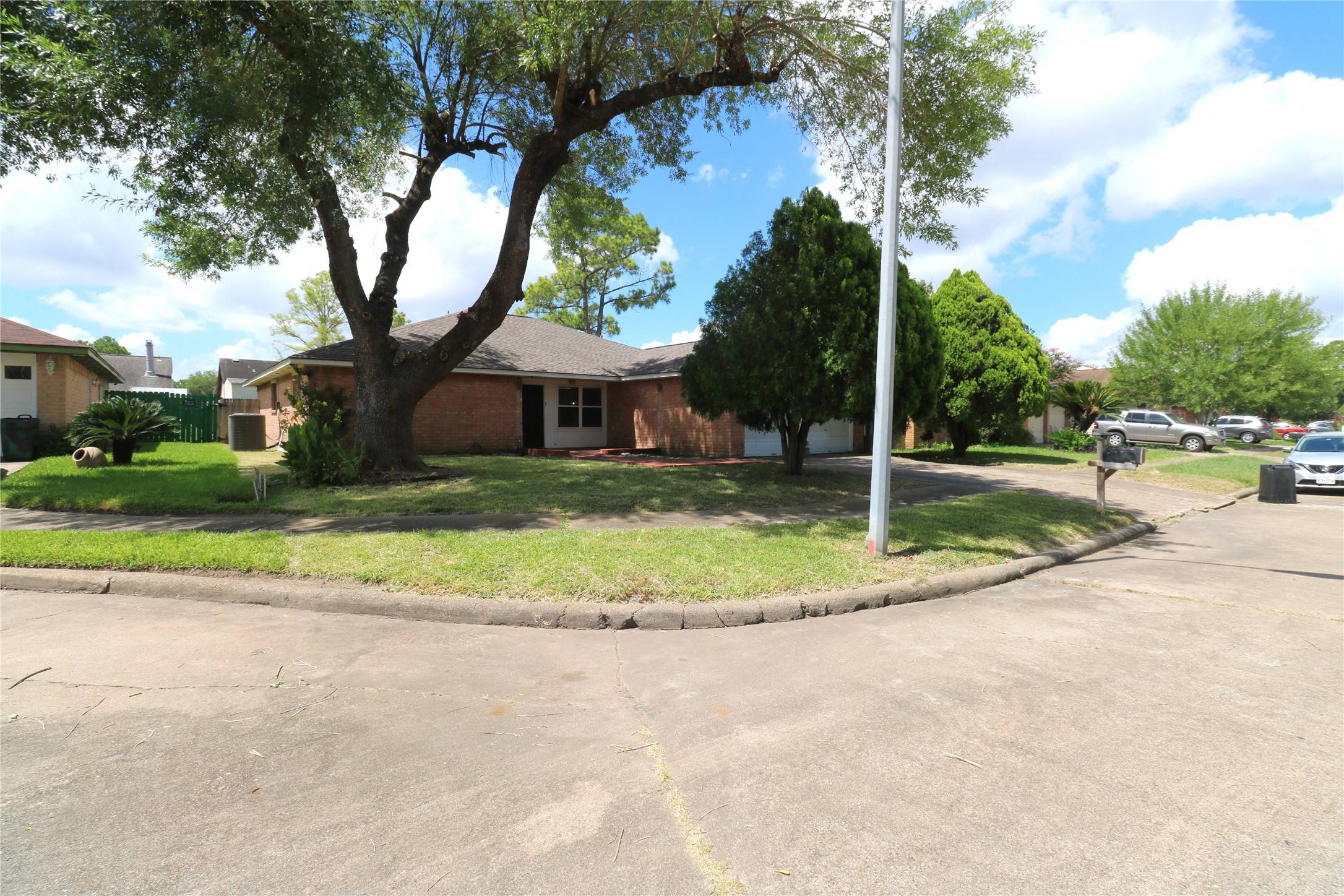 Houston, TX 77099,13011 Benford DR