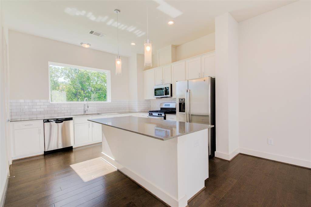 Houston, TX 77018,4811 Martin Oaks LN