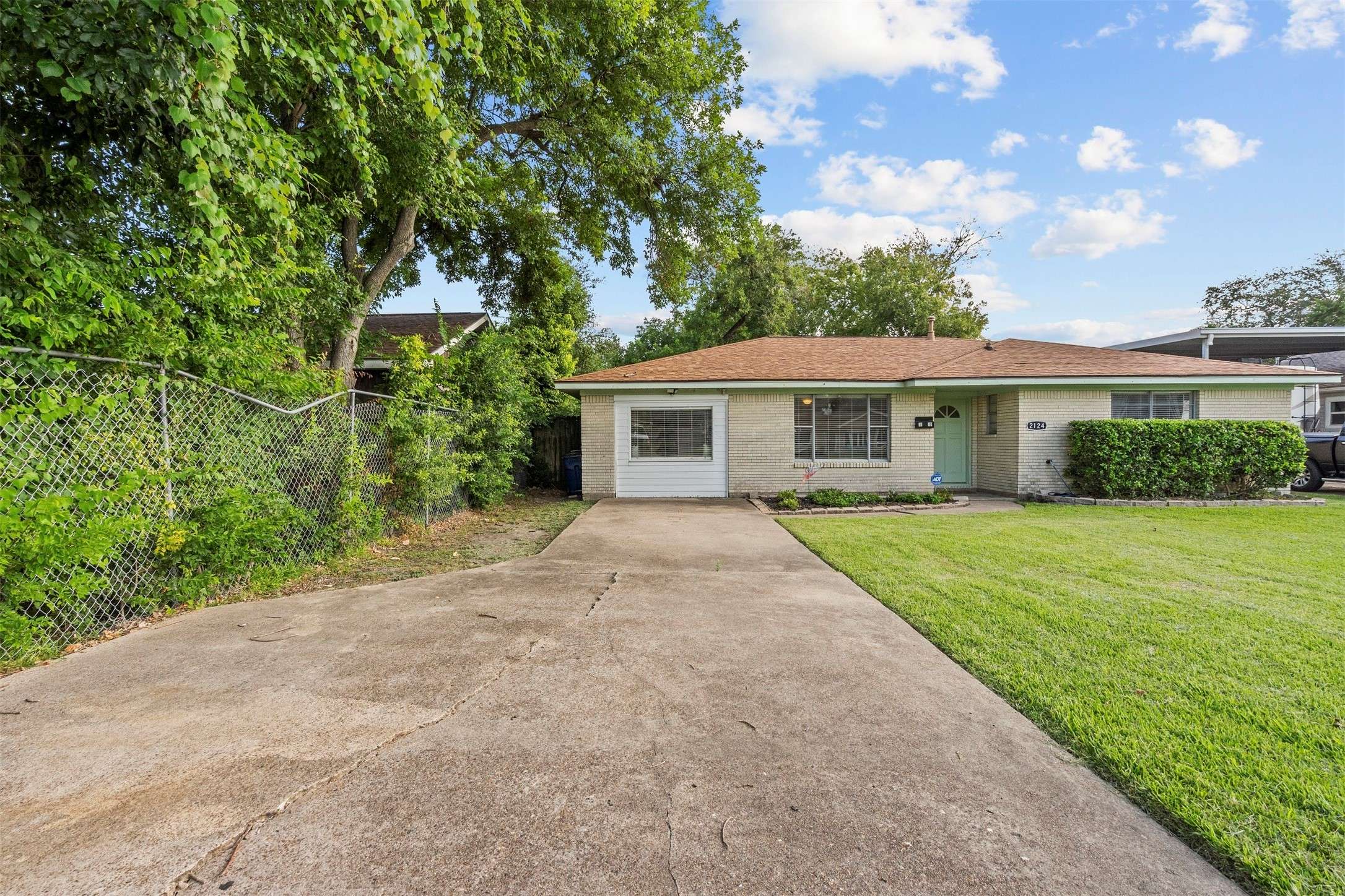 Texas City, TX 77590,2124 5th AVE N