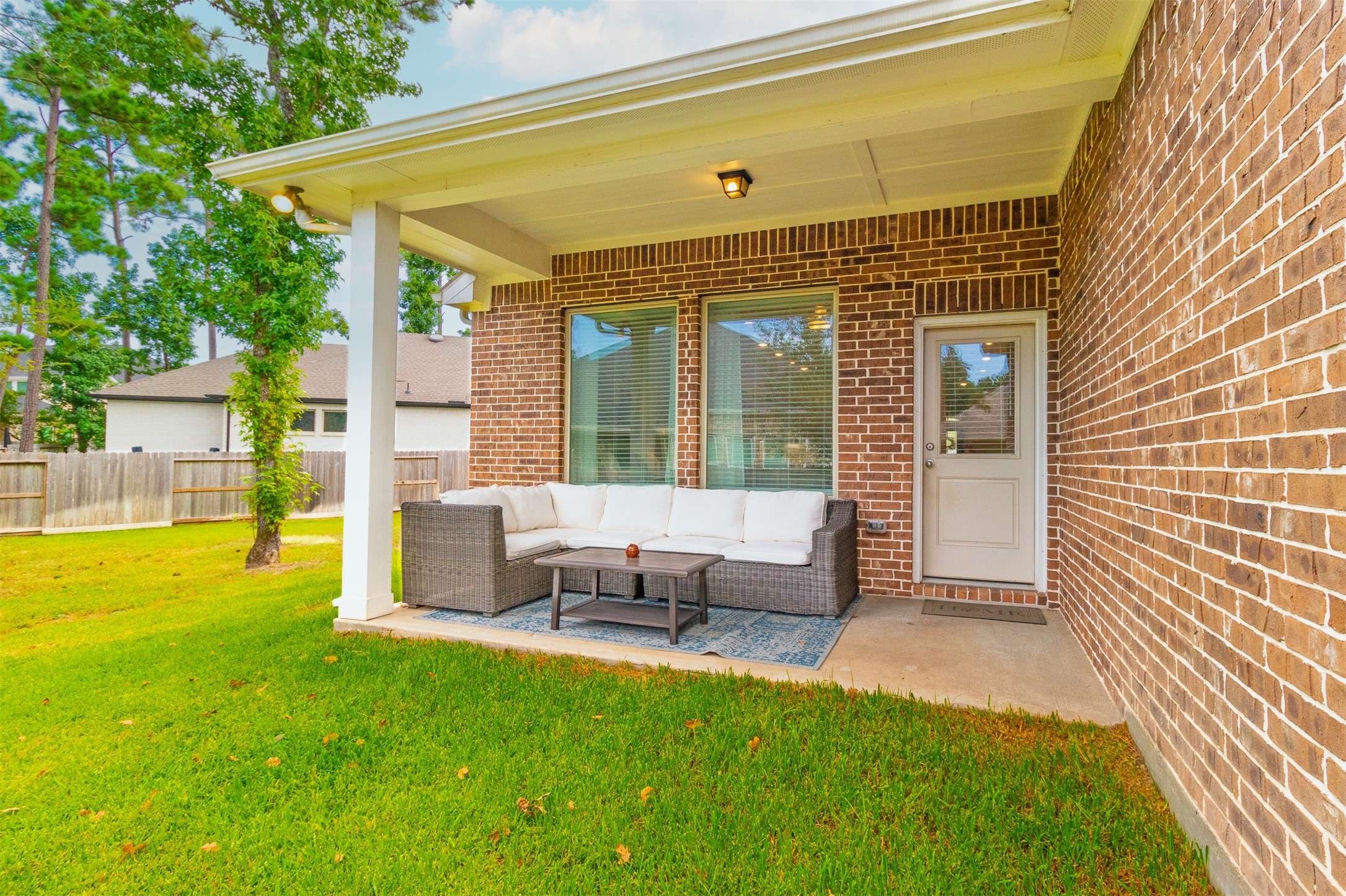 Conroe, TX 77318,323 Fan Palm CT