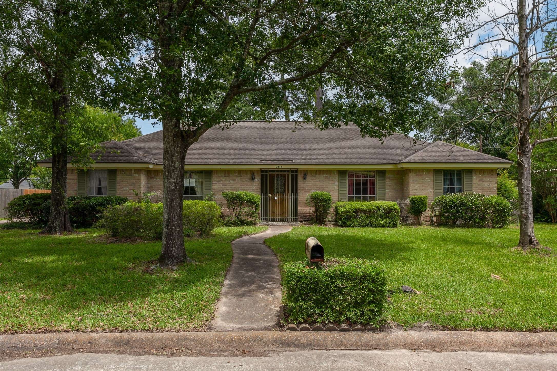 Orange, TX 77630,2812 Fairway DR