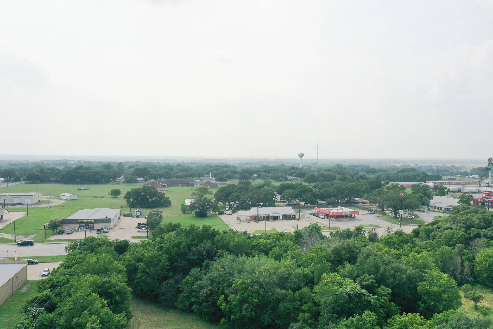 Schulenburg, TX 78956,72 N Kessler AVE