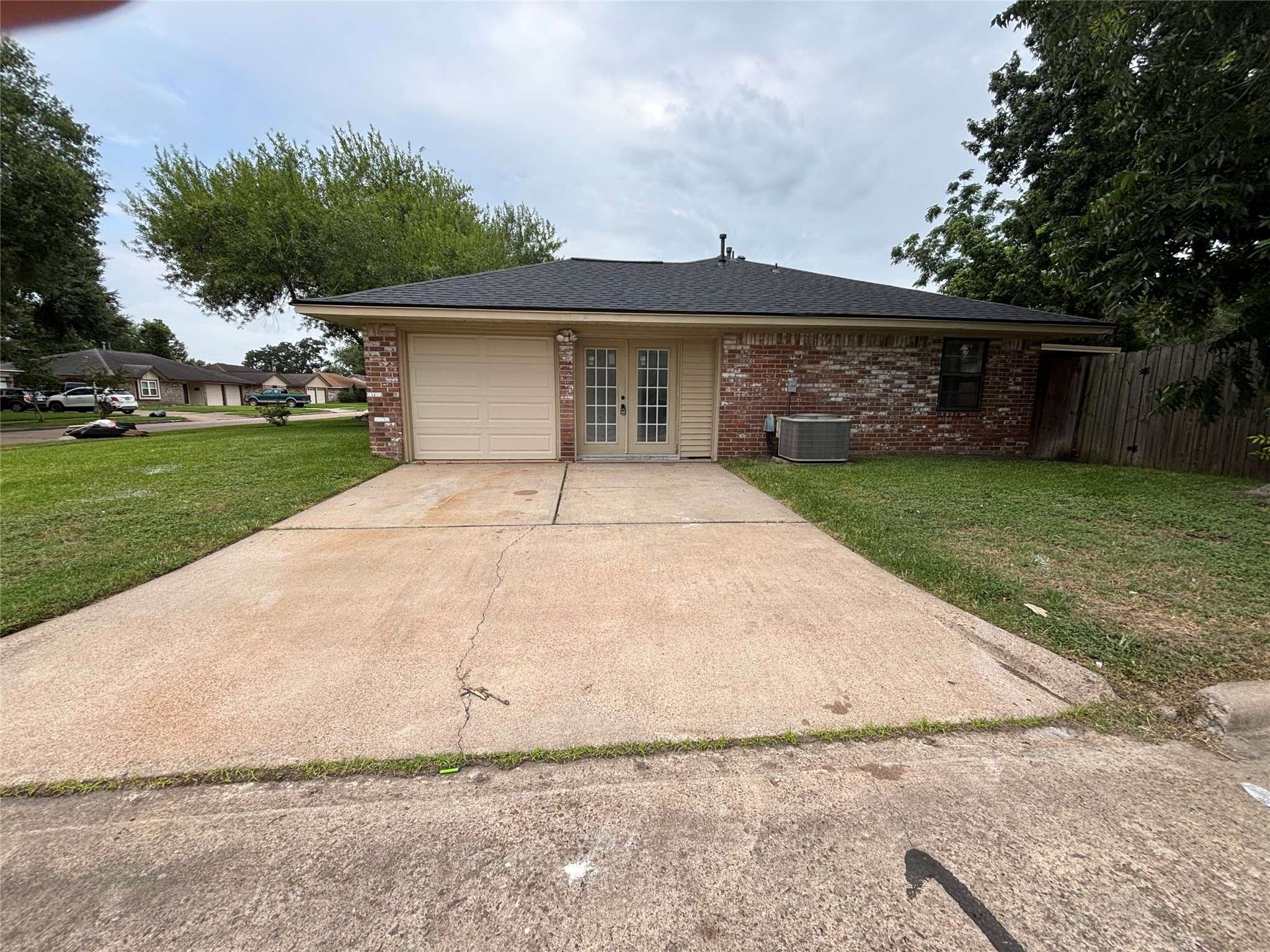 Deer Park, TX 77536,1214 E Rutgers LN